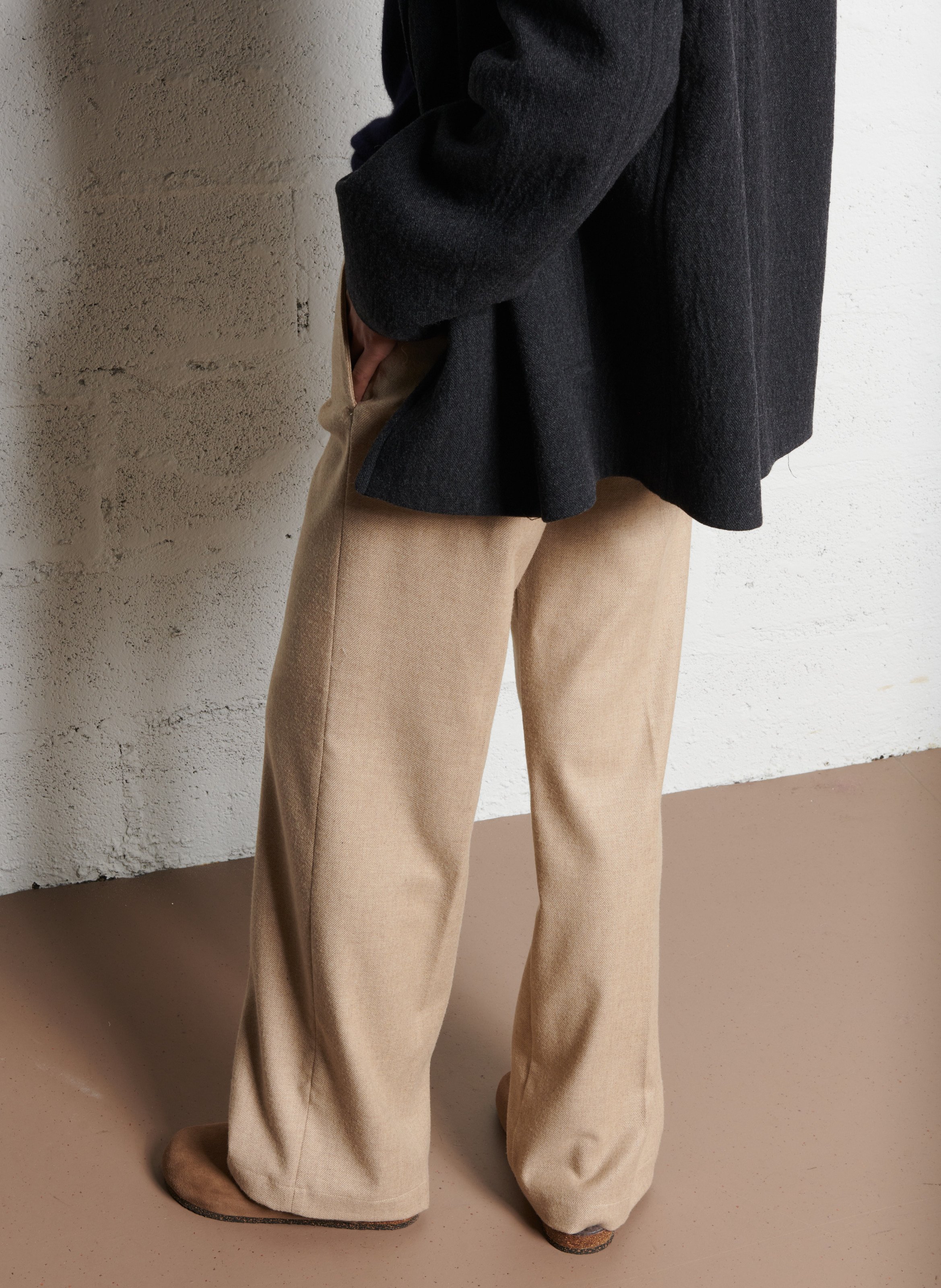Pantalon droit en laine mélangée POMANDERE Beige