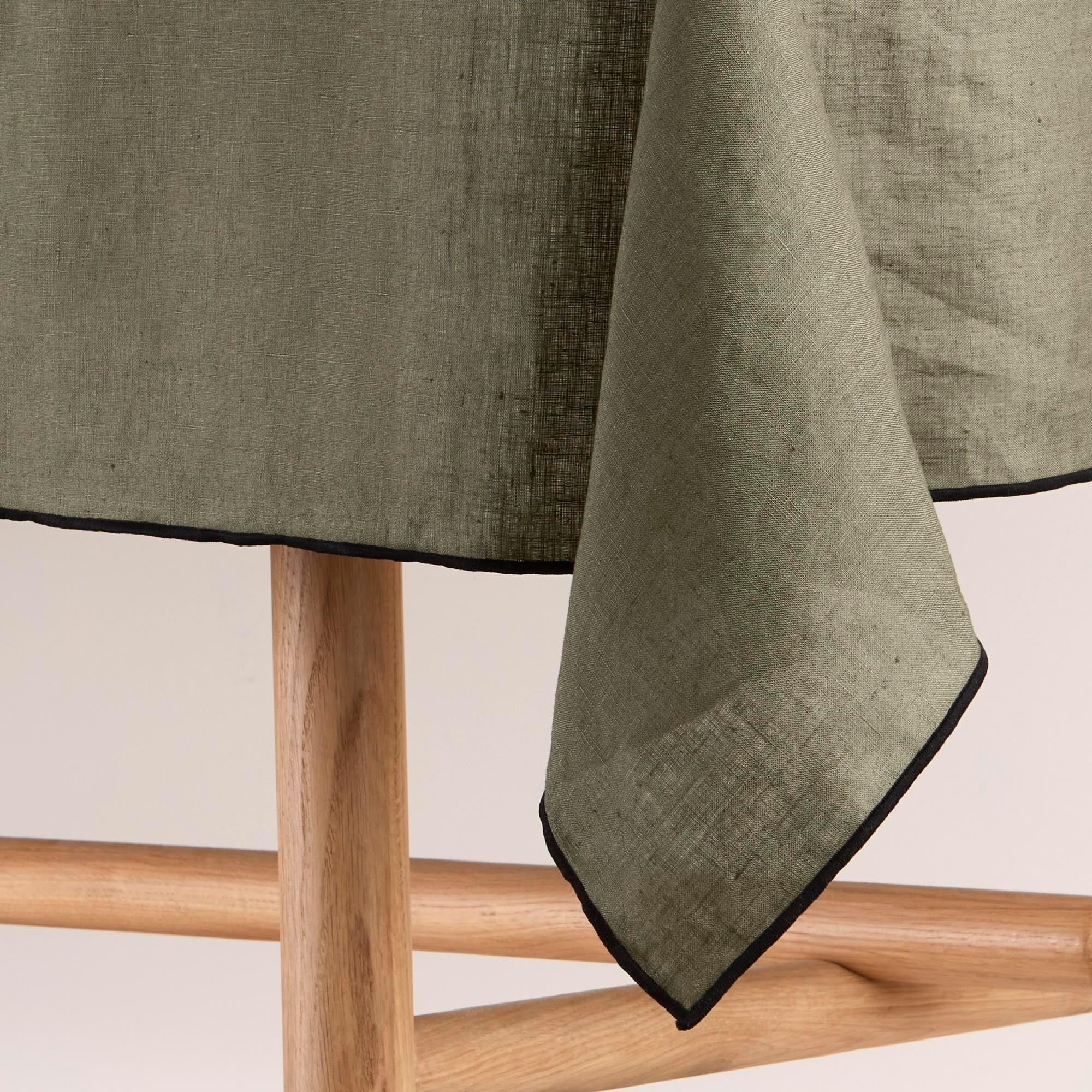 CARLINA - Rectangular linen tablecloth MADURA Green