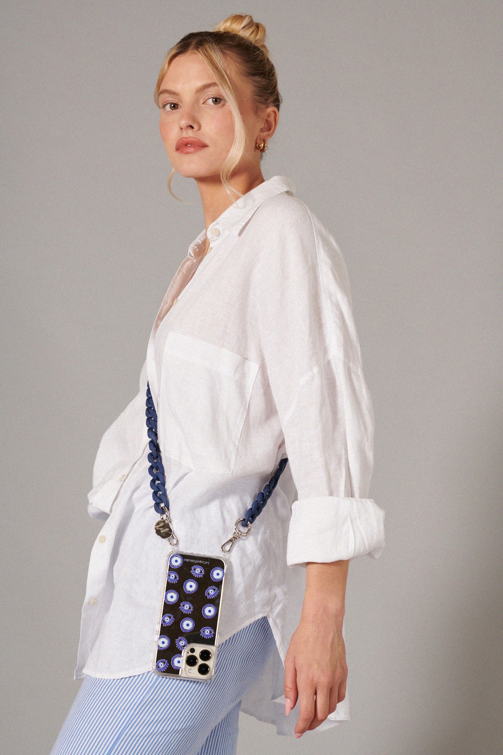 Resin phone chain LA COQUE FRANCAISE Blue