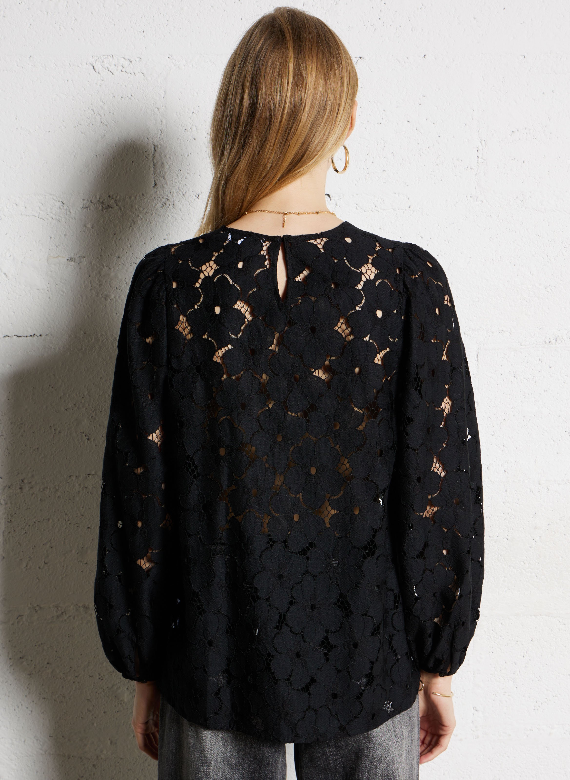Straight lace long-sleeved blouse SUNCOO Black
