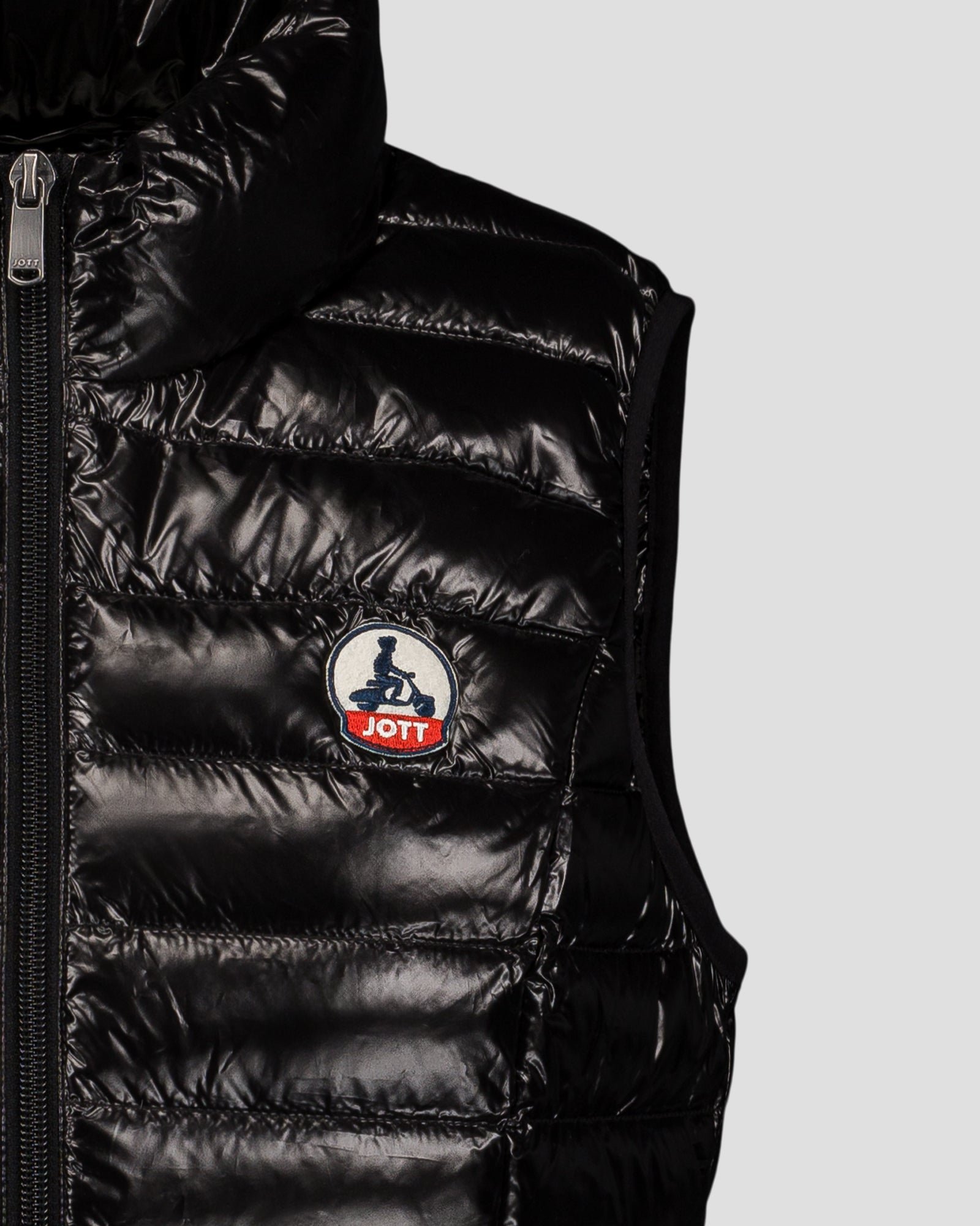 Seda Shiny Sleeveless Lightweight Puffer Coat Black