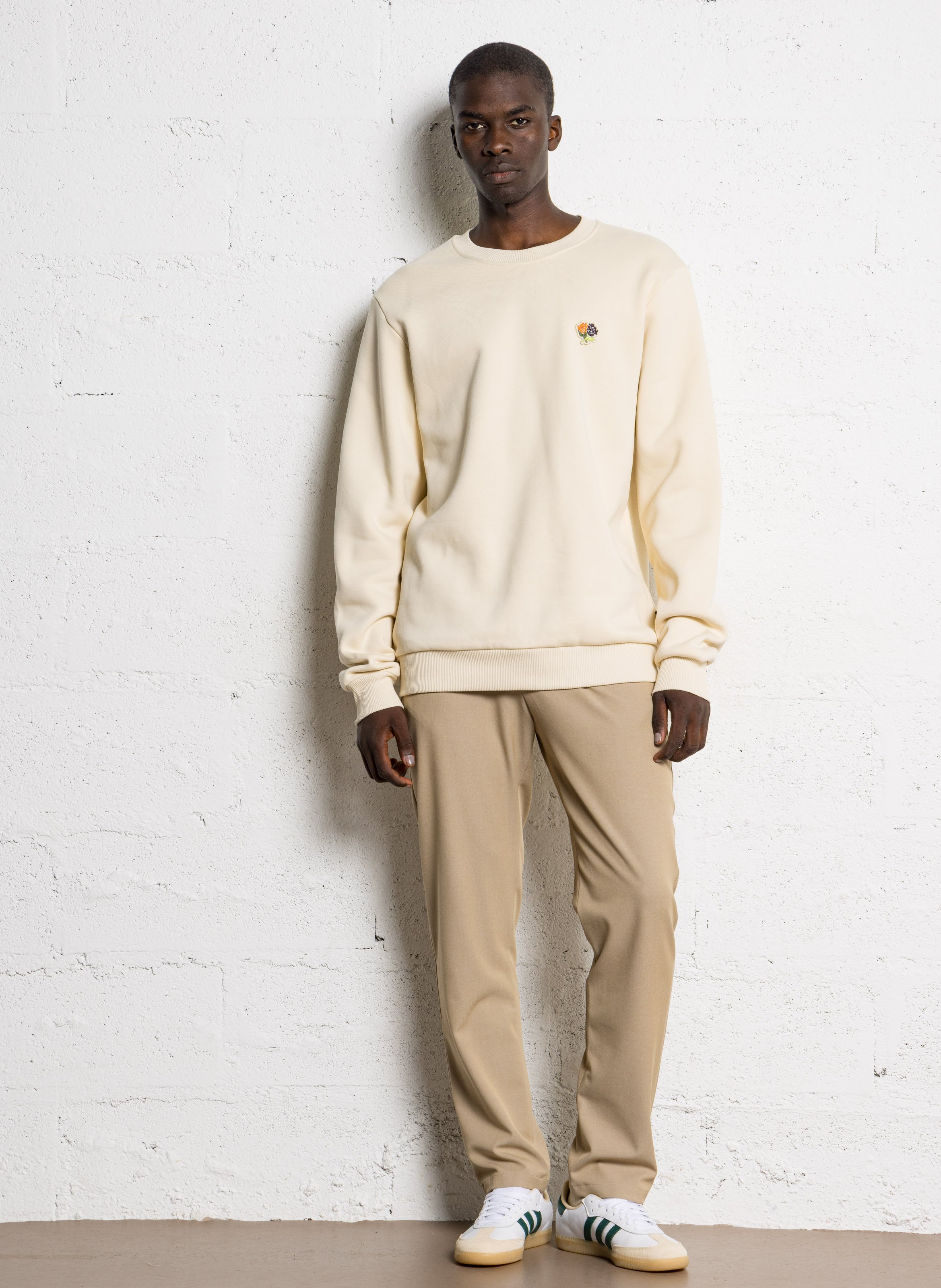 Sweat droit uni à broderie en coton LES DEUX Beige