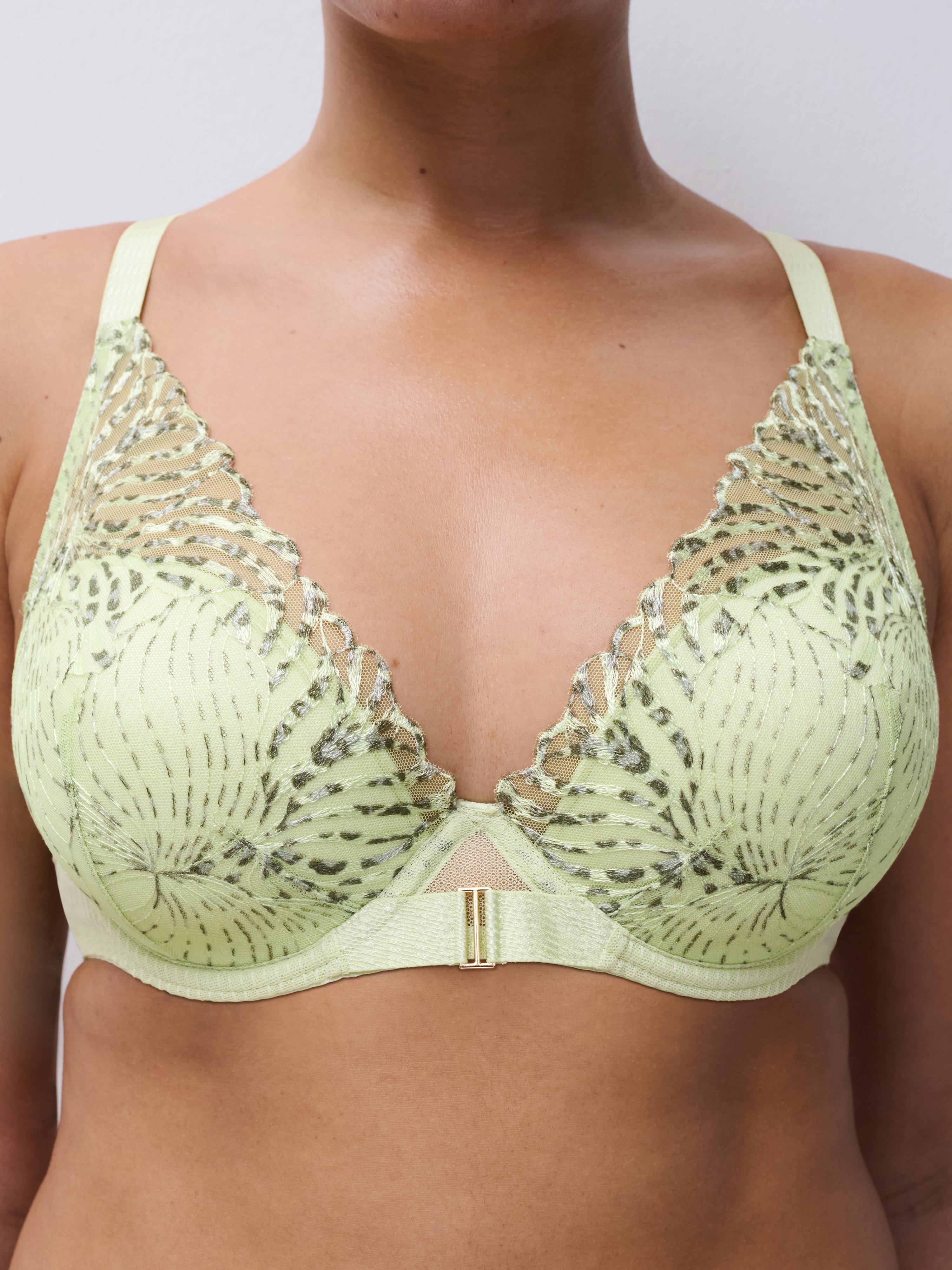 Plunging padded bra with embroidery CHANTELLE Green