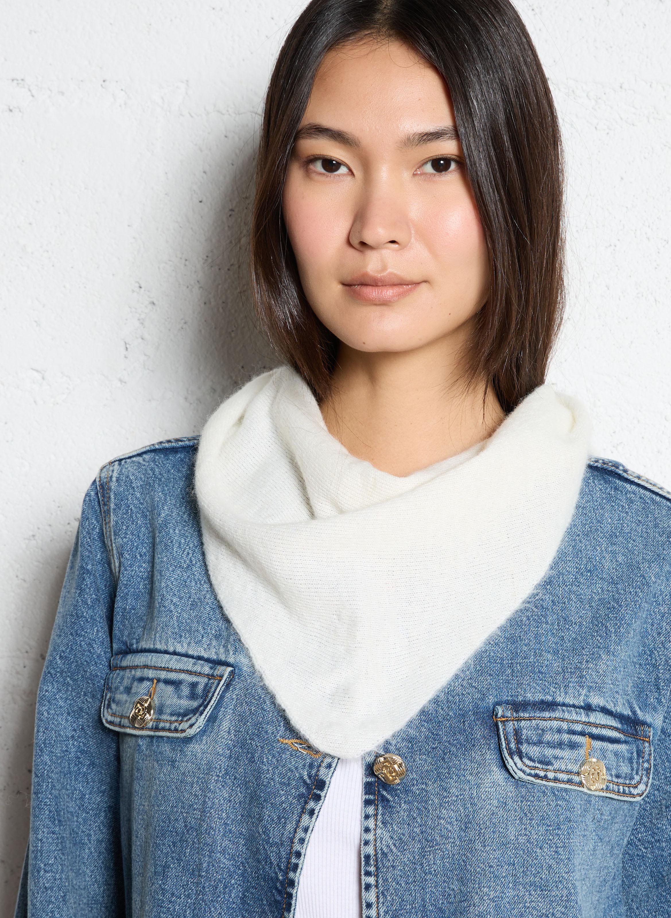 Echarpe triangle unie CEZEMBRE