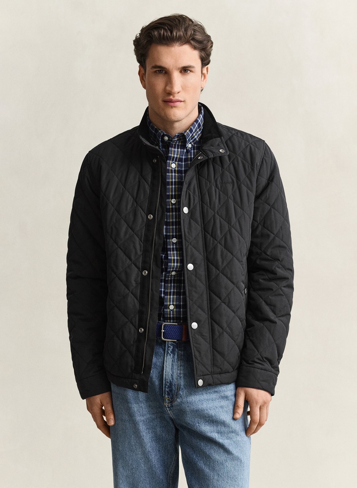 Einfarbige gesteppte gerade Jacke. GANT