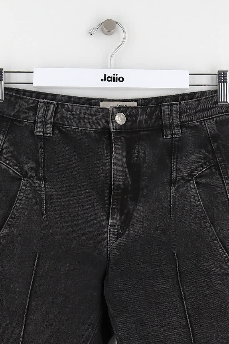 - Straight-leg jeans
- 5 pockets
- Straight cut
- Faded effect ISABEL MARANT - Seconde Main Black