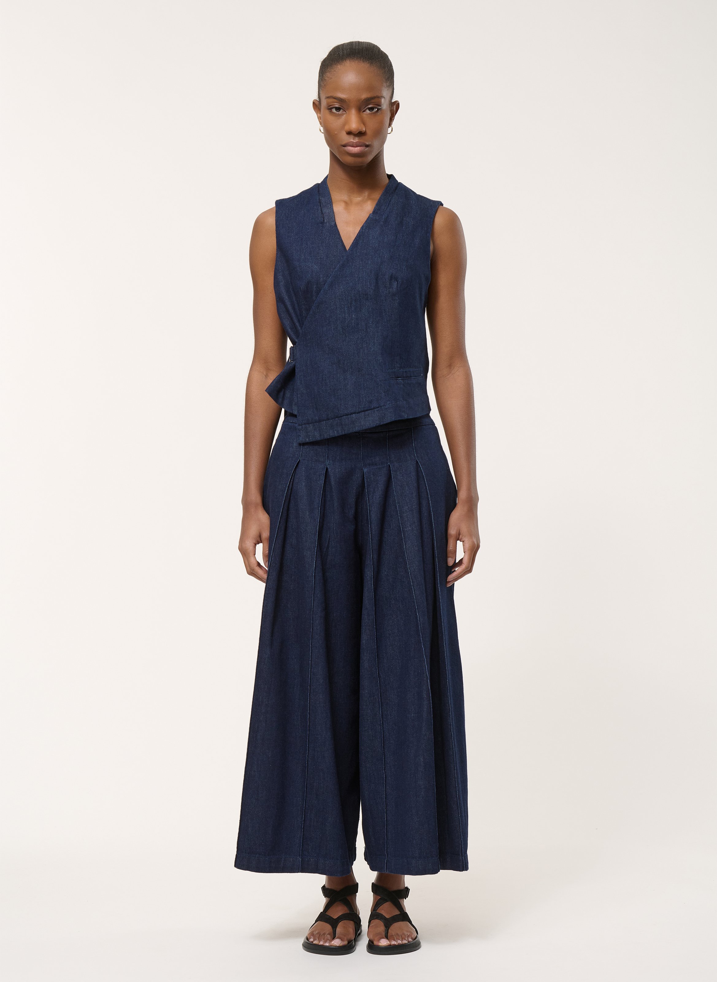 Gilet droit col V en coton HUMILITY Bleu