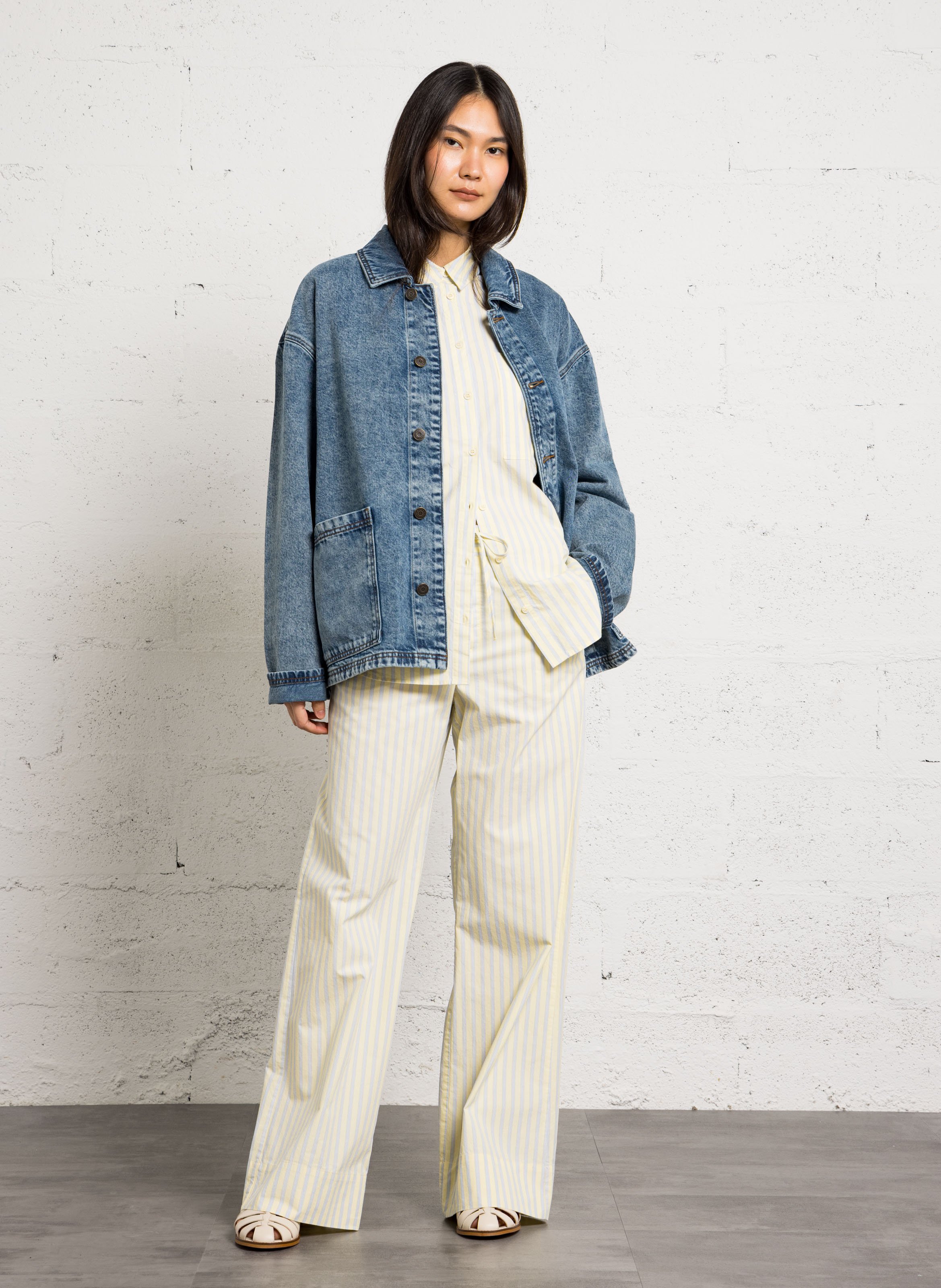 Gerade geschnittene Jeansjacke in Stone-Washed-Optik AMERICAN VINTAGE Blau