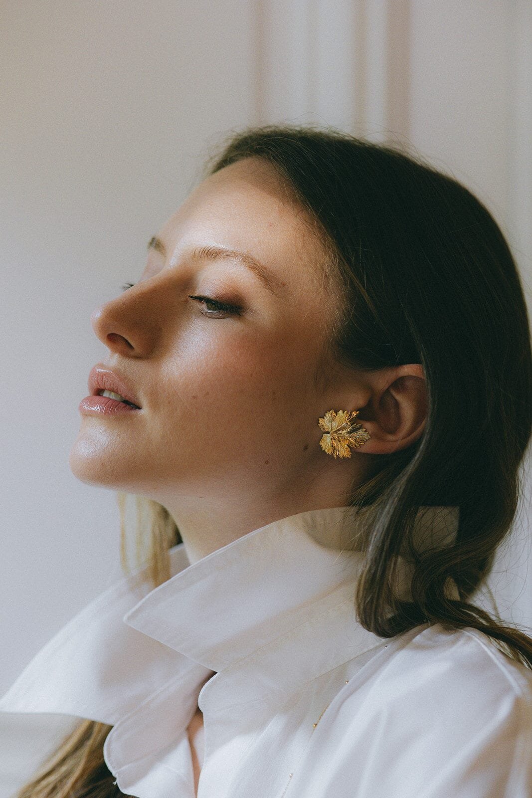 Maxi gold-plated leaf stud earrings MONSIEUR SIMONE Golden