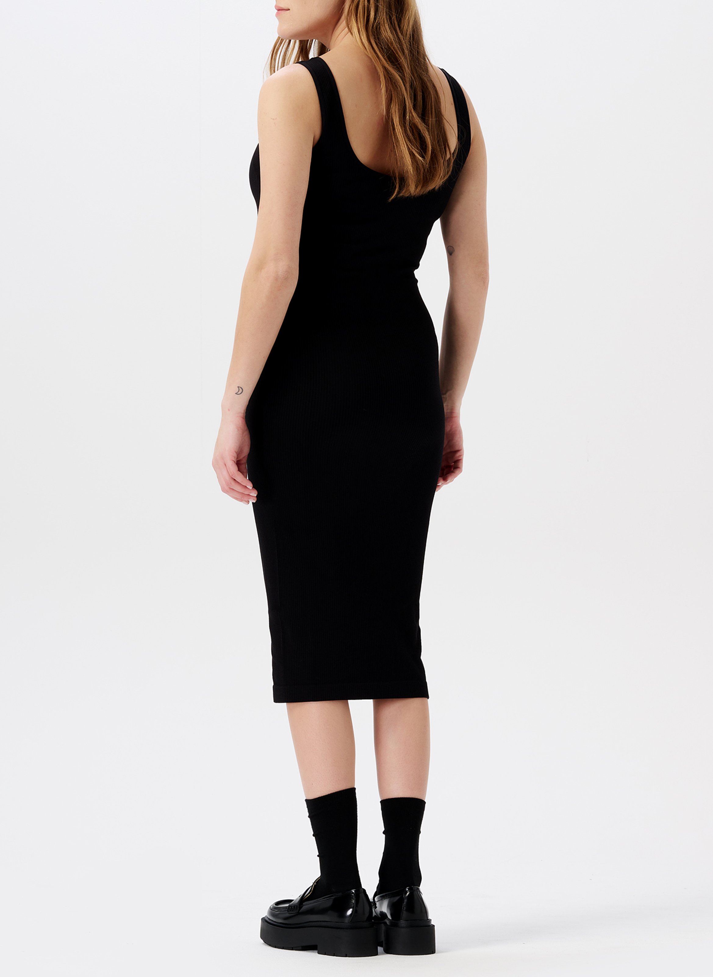 Robe midi col rond côtelée  Noir