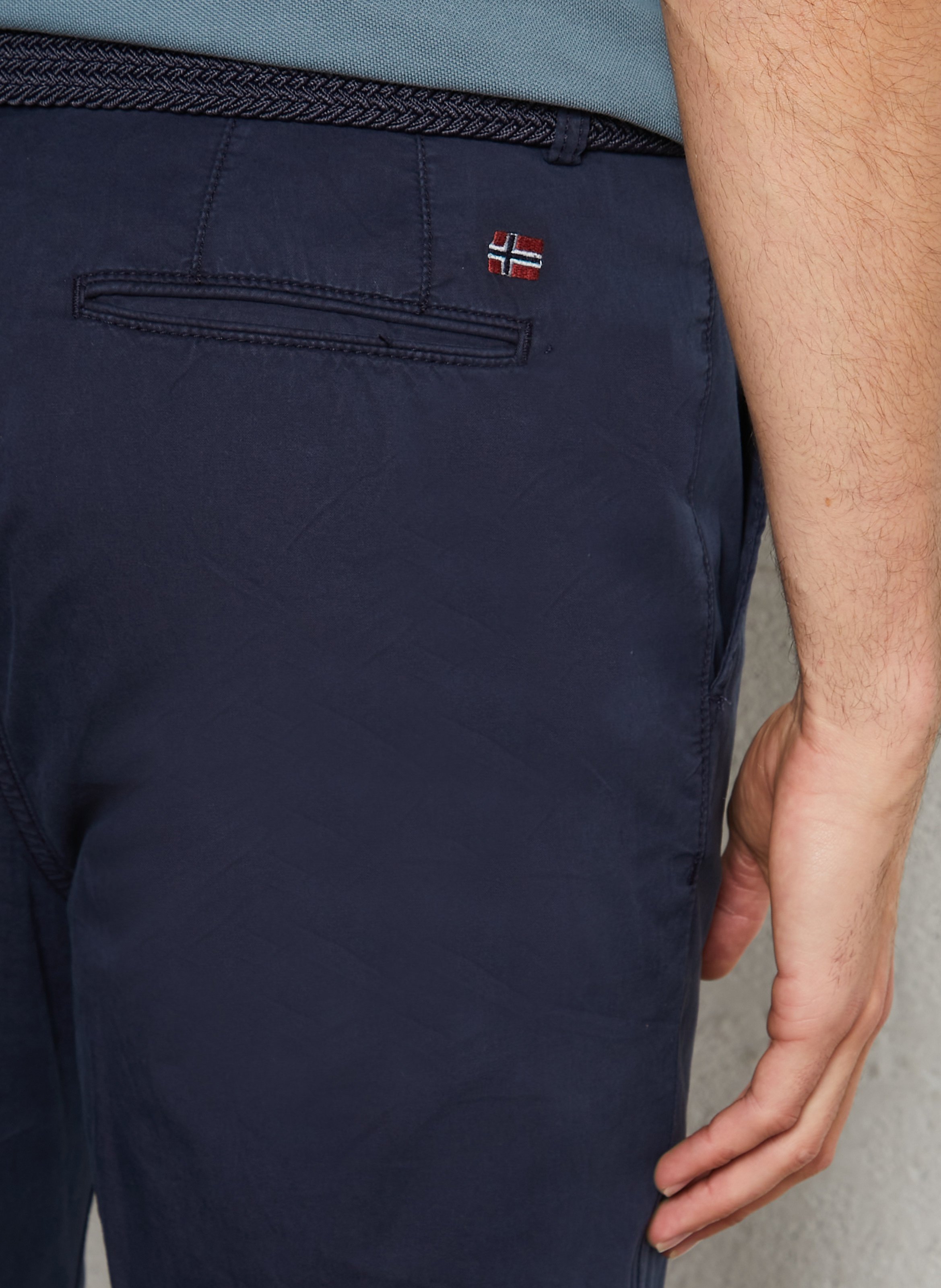 Chino en coton mélangé NAPAPIJRI Bleu