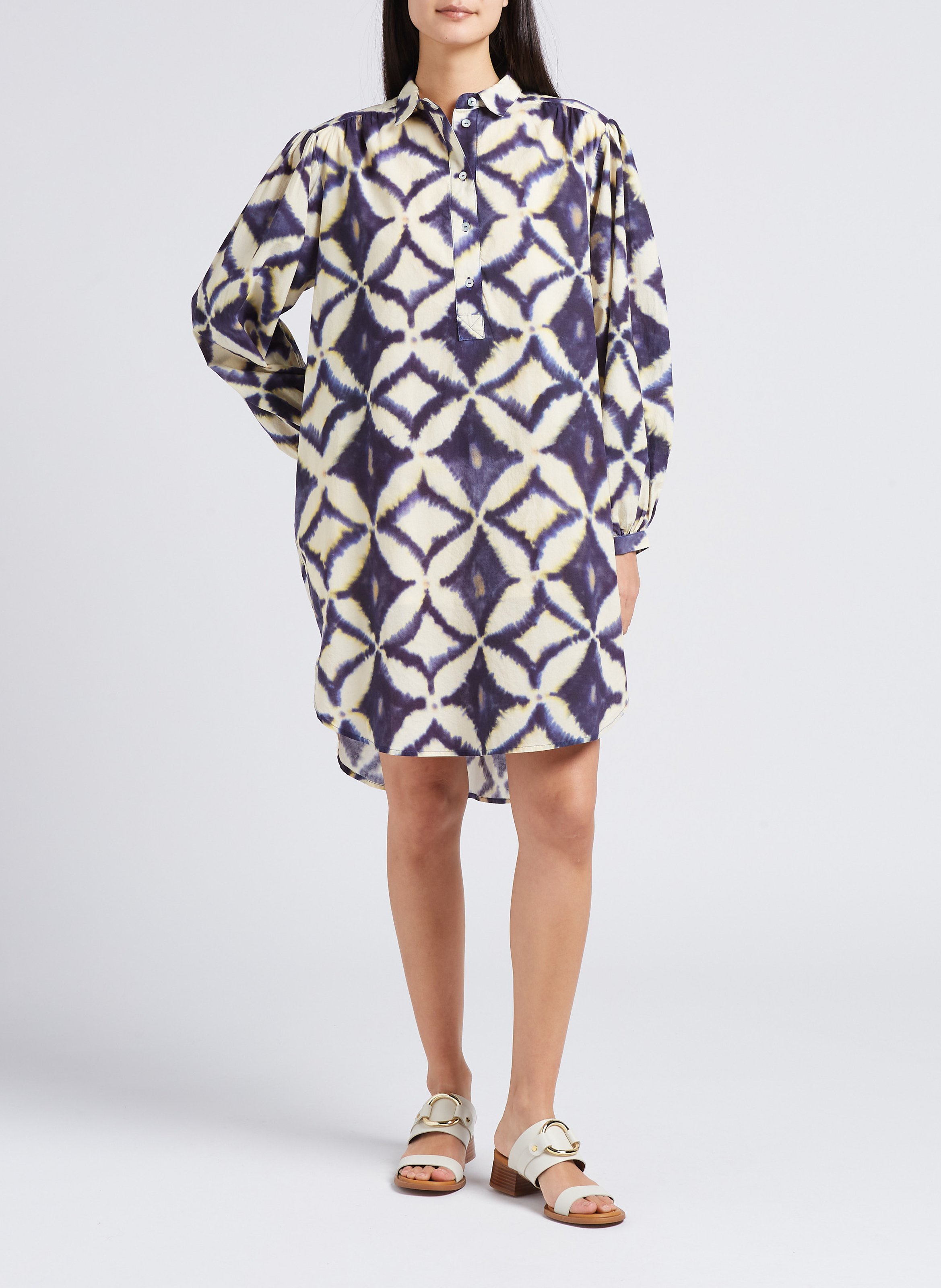 Kurzes Hemdblusenkleid mit klassischem Kragen und Print BELLEROSE Grau