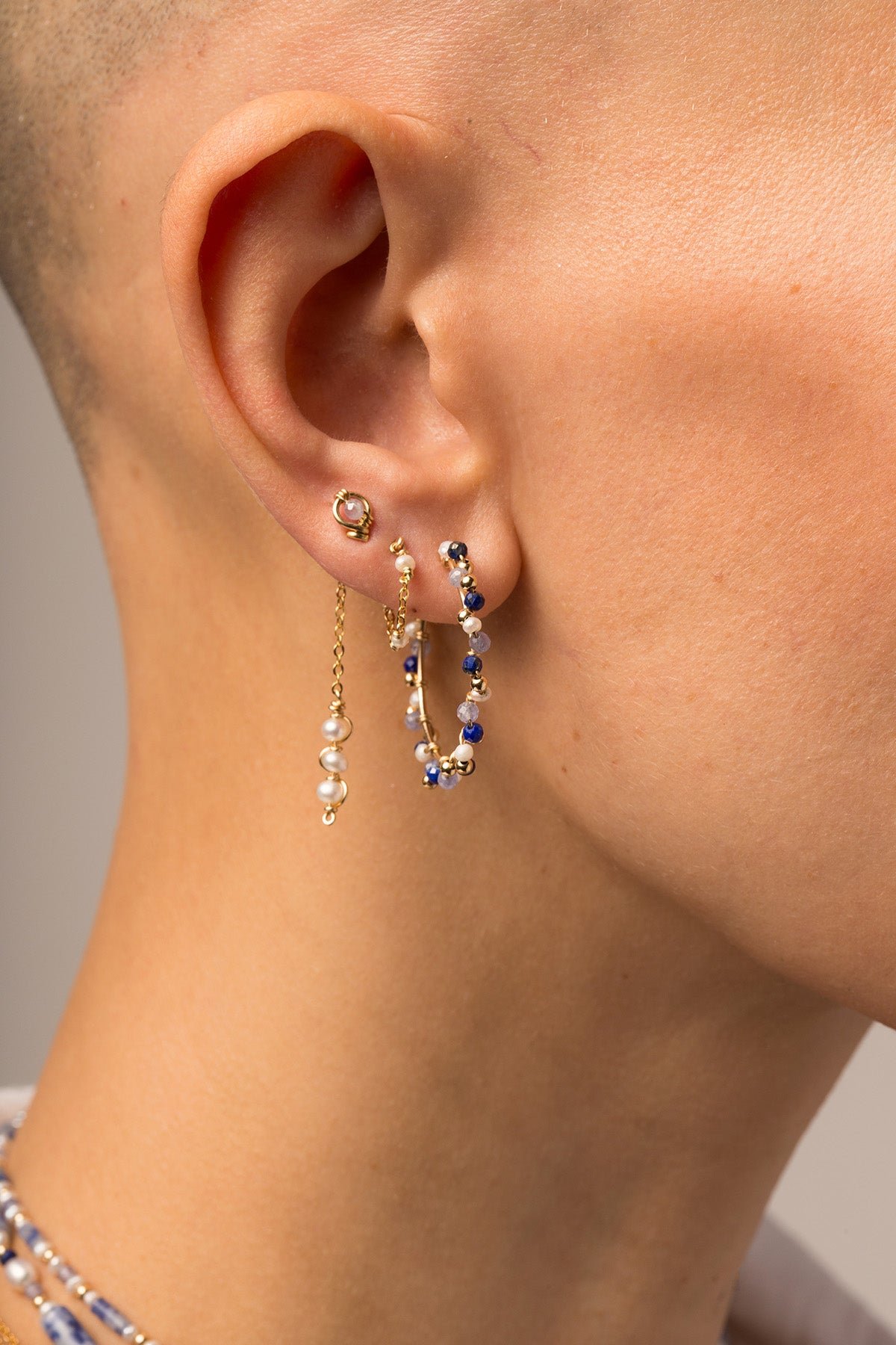 Wave clasp pearls YAY White