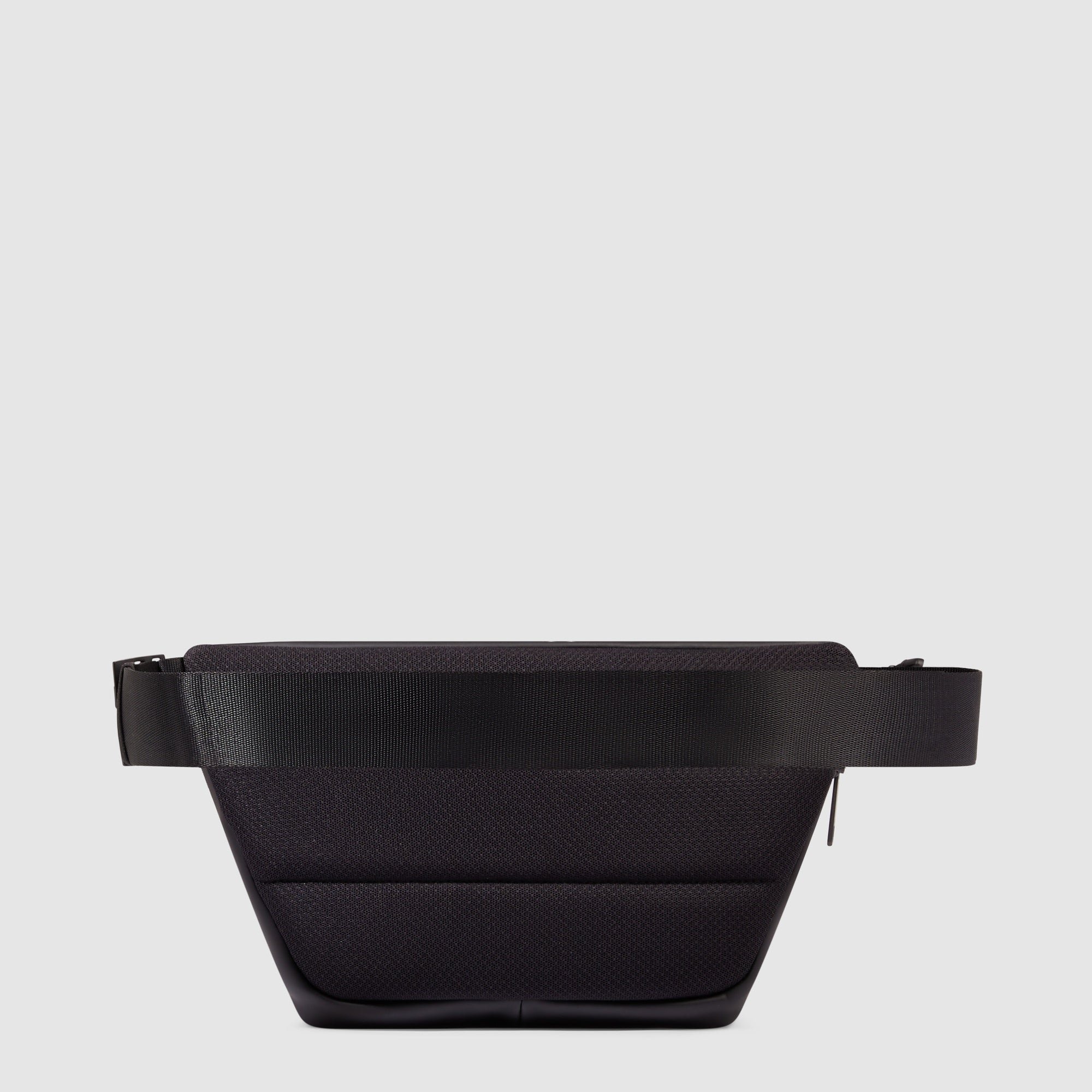 Water-resistant waist bag PIQUADRO Black