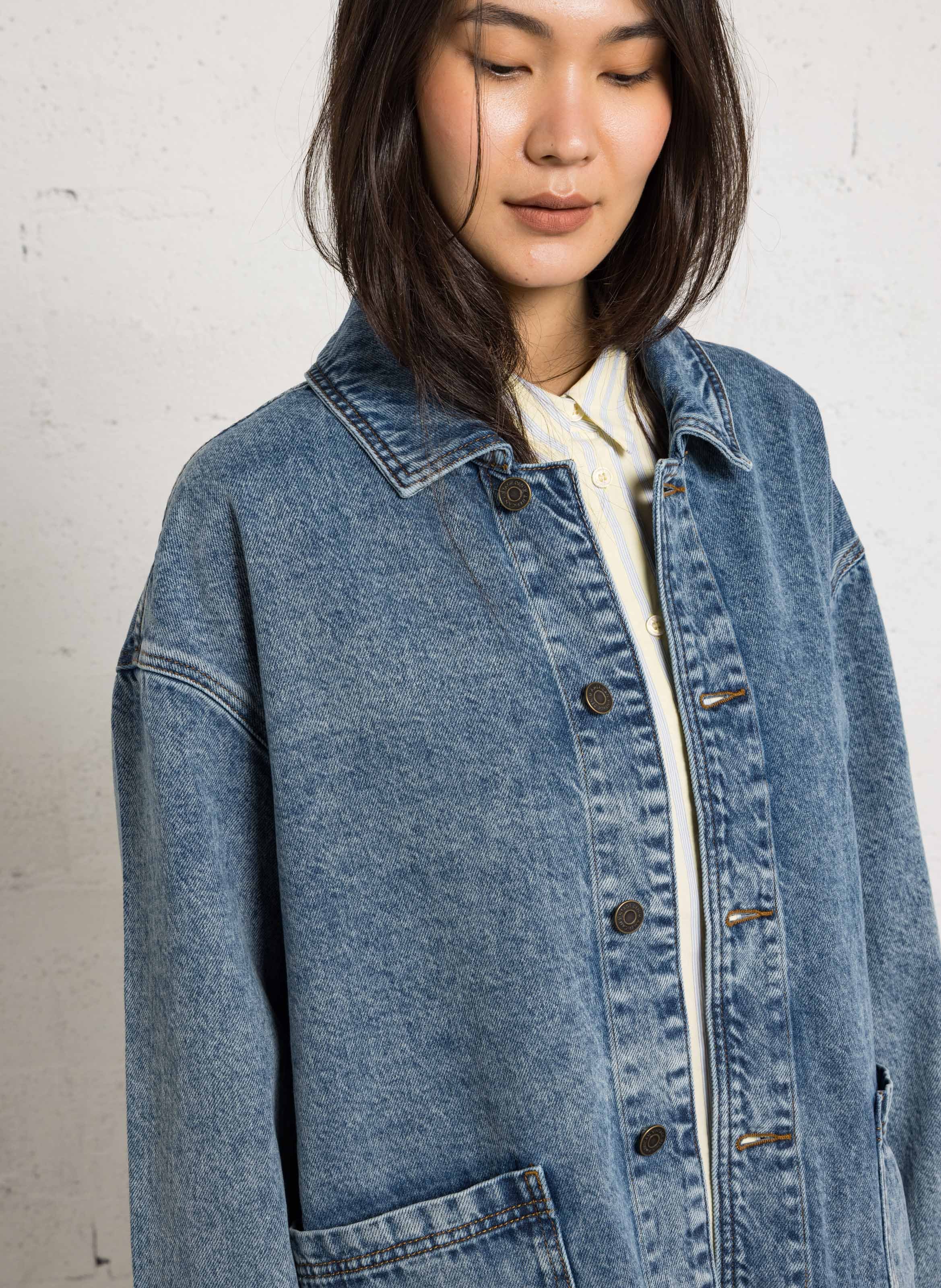 Gerade geschnittene Jeansjacke in Stone-Washed-Optik AMERICAN VINTAGE Blau