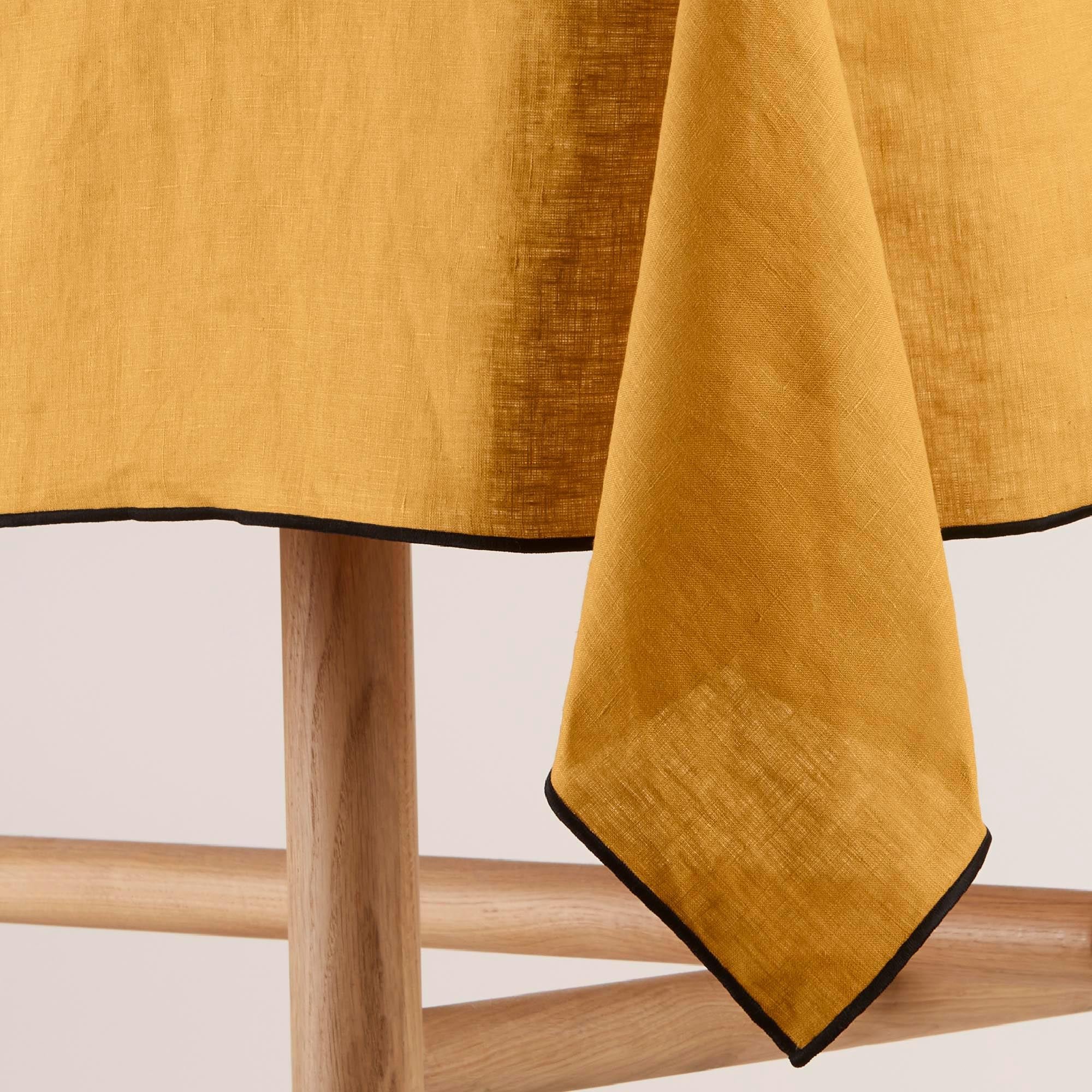 CARLINA - Square linen tablecloth MADURA Yellow