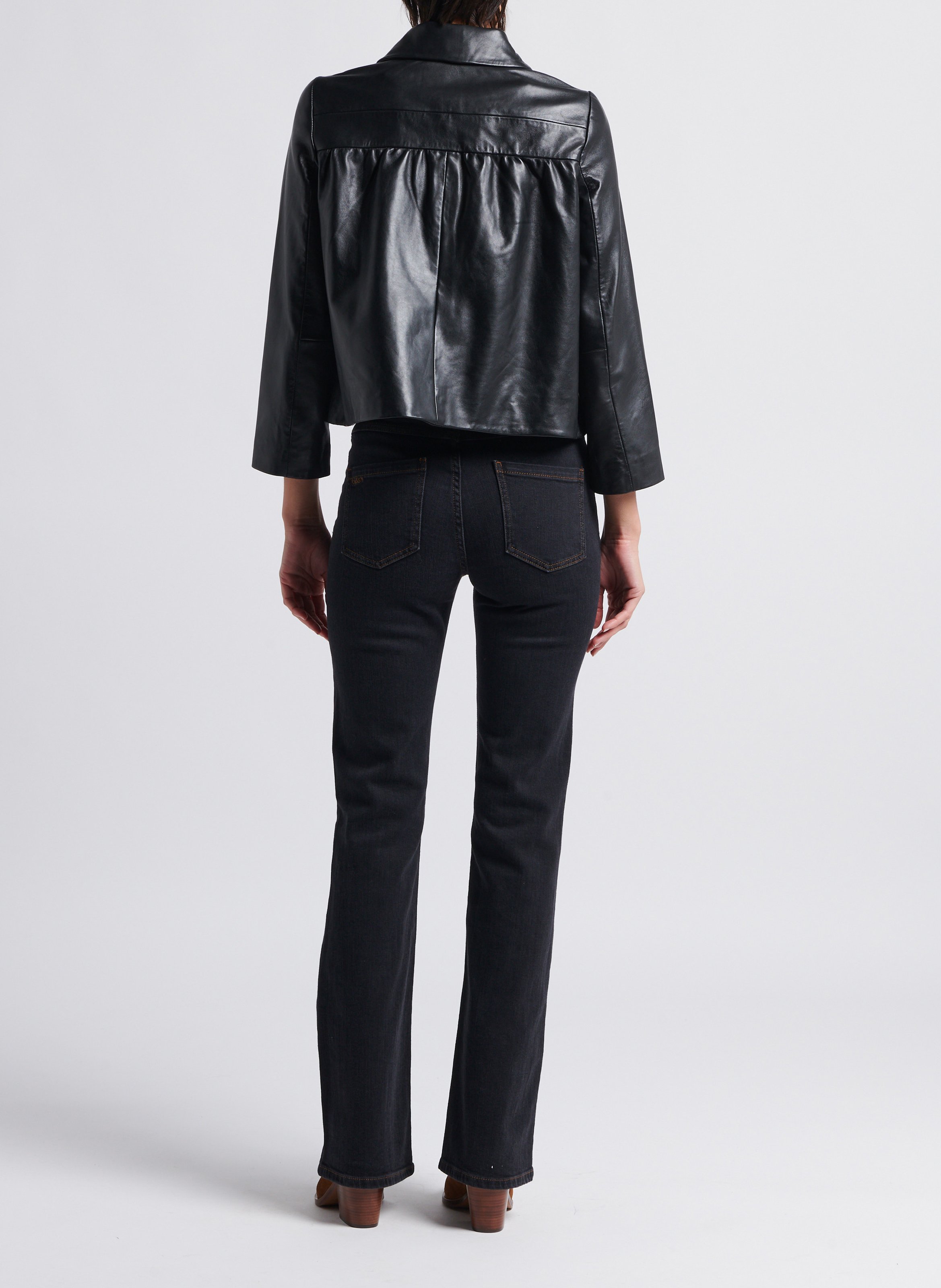 Veste courte col claudine en cuir BA&SH Noir