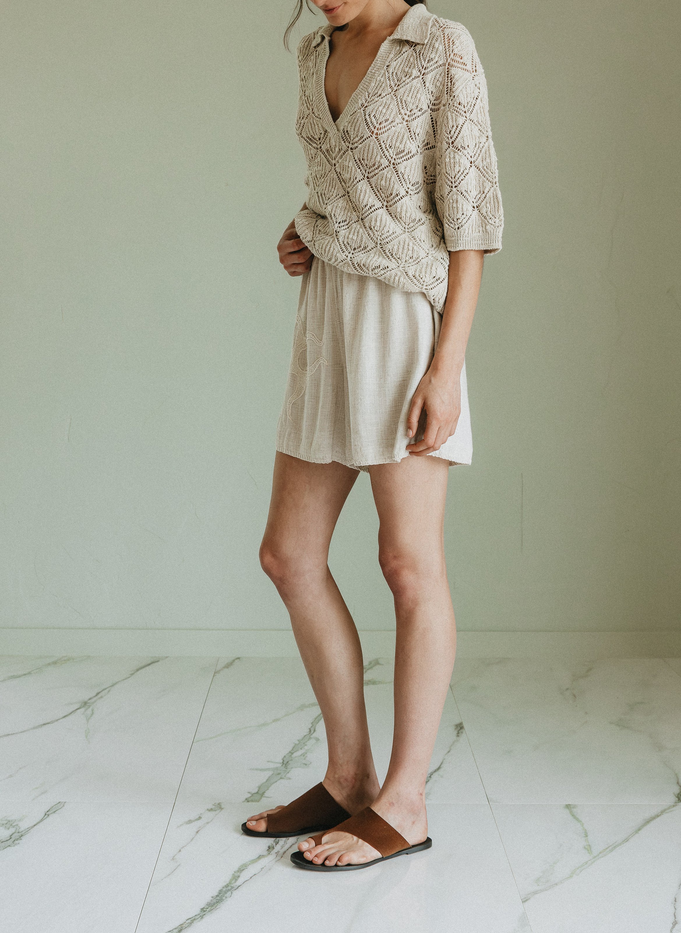 Gerad geschnittene Shorts INDI & COLD Beige