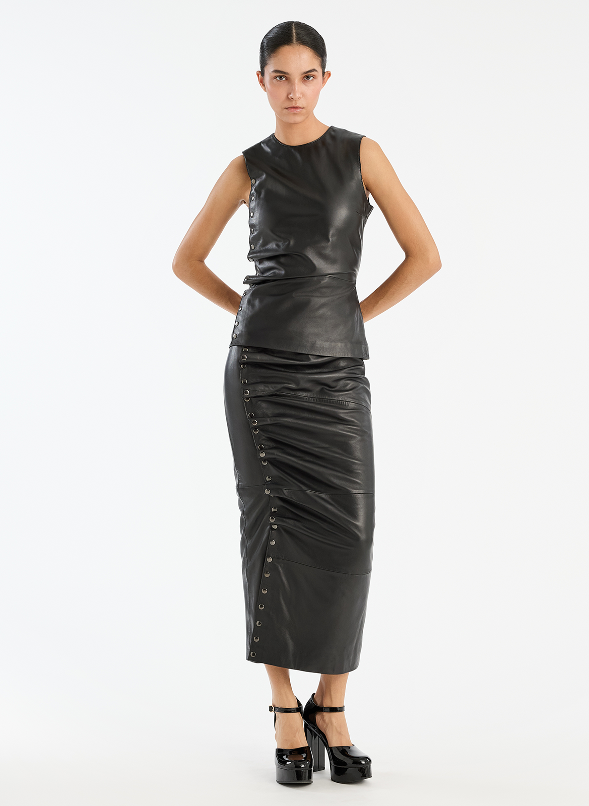 Top sans manches plissé en cuir ROTATE Noir