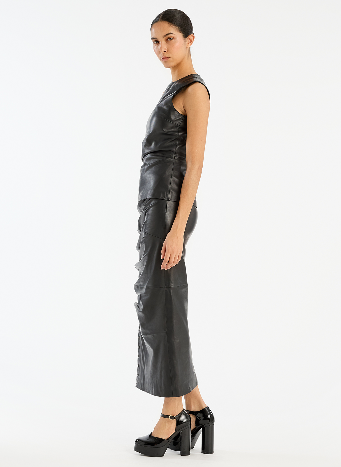 Top sans manches plissé en cuir ROTATE Noir