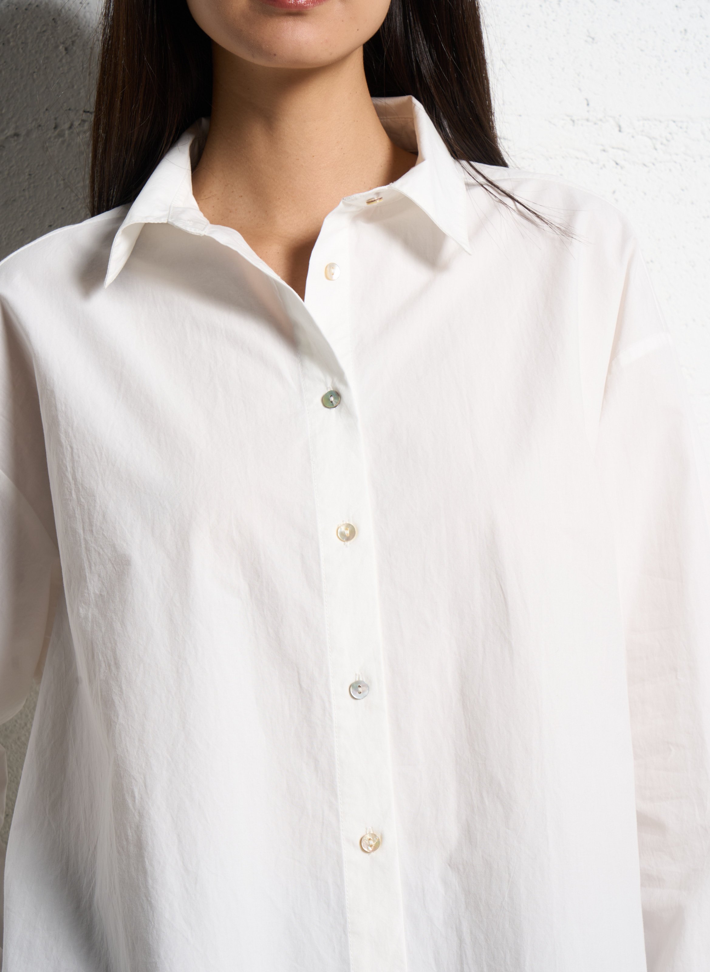 Capri - Einfarbige Oversize-Bluse JC SOPHIE Weiss