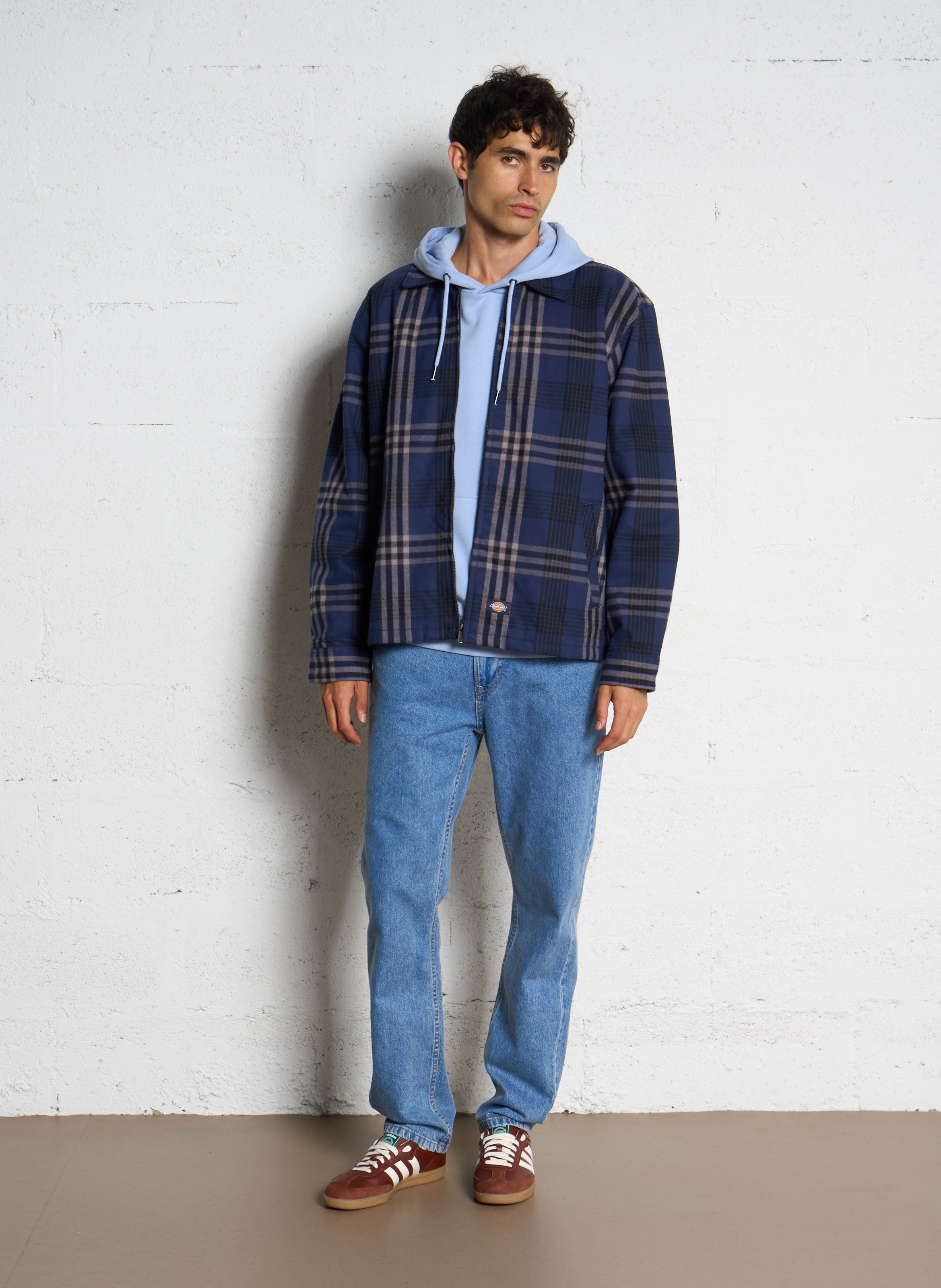 - Straight-leg jeans
- 5 pockets
- Straight cut
- Faded effect PEPE JEANS Blue