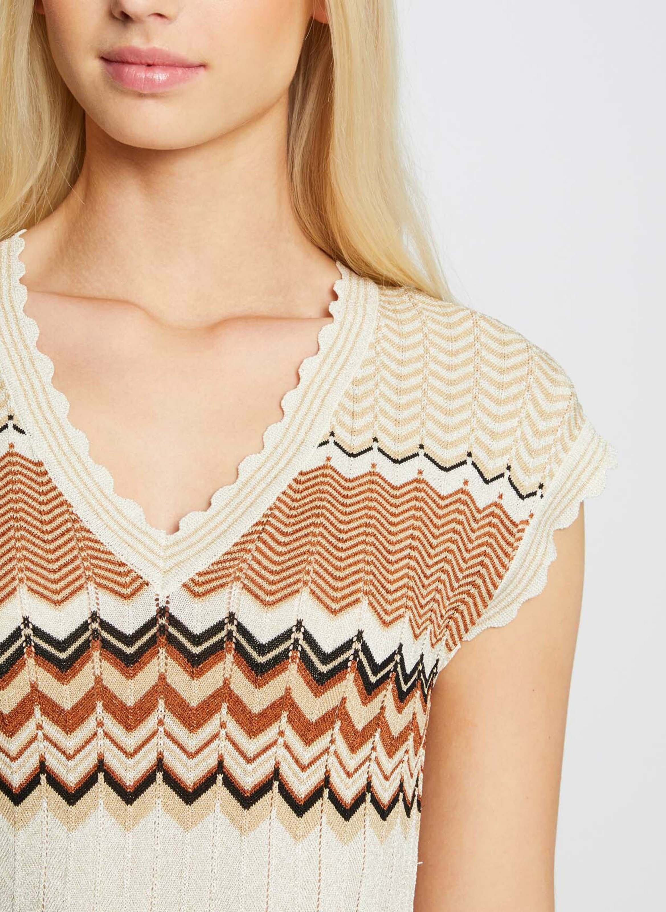 Midikleid mit V-Ausschnitt und grafischen Details MORGAN Braun