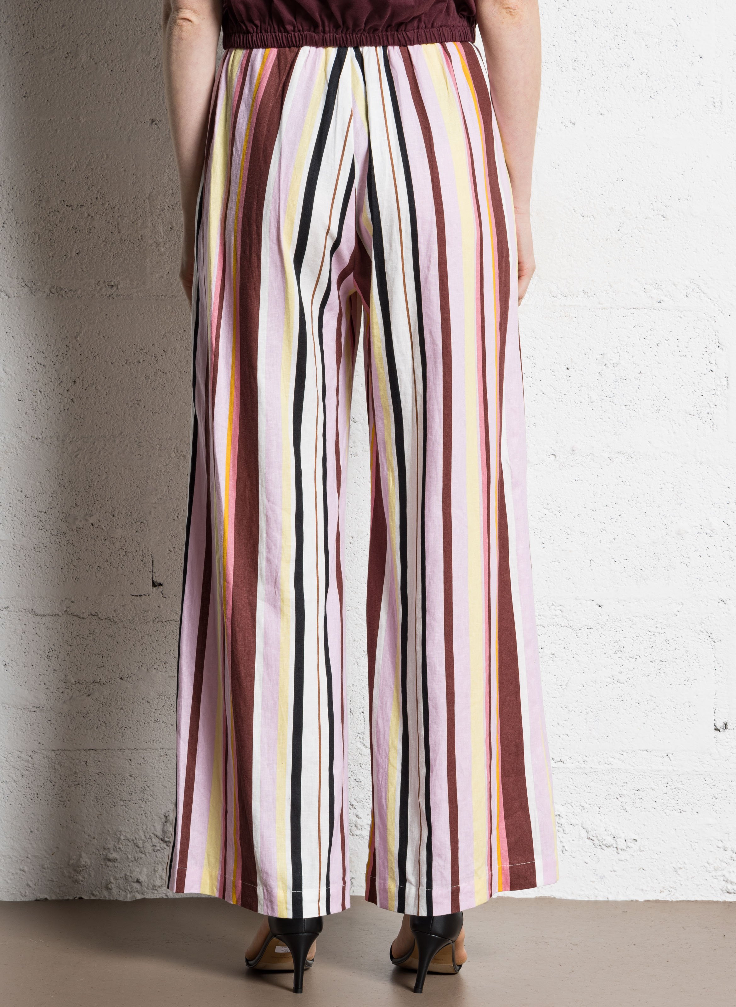 Hose - Gerader Schnitt mit Streifen  SUNCOO Rosa