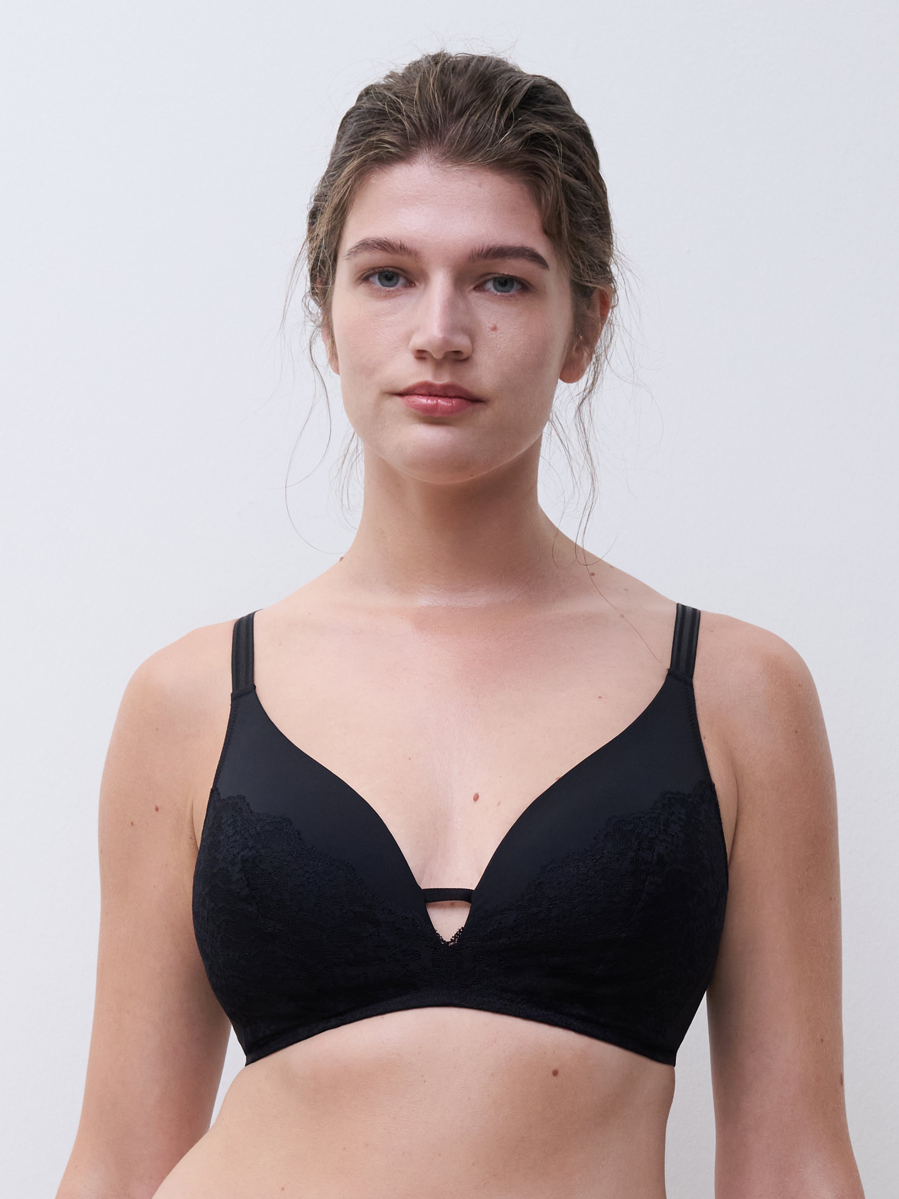 Non-wired lace bra CHANTELLE PULP Black