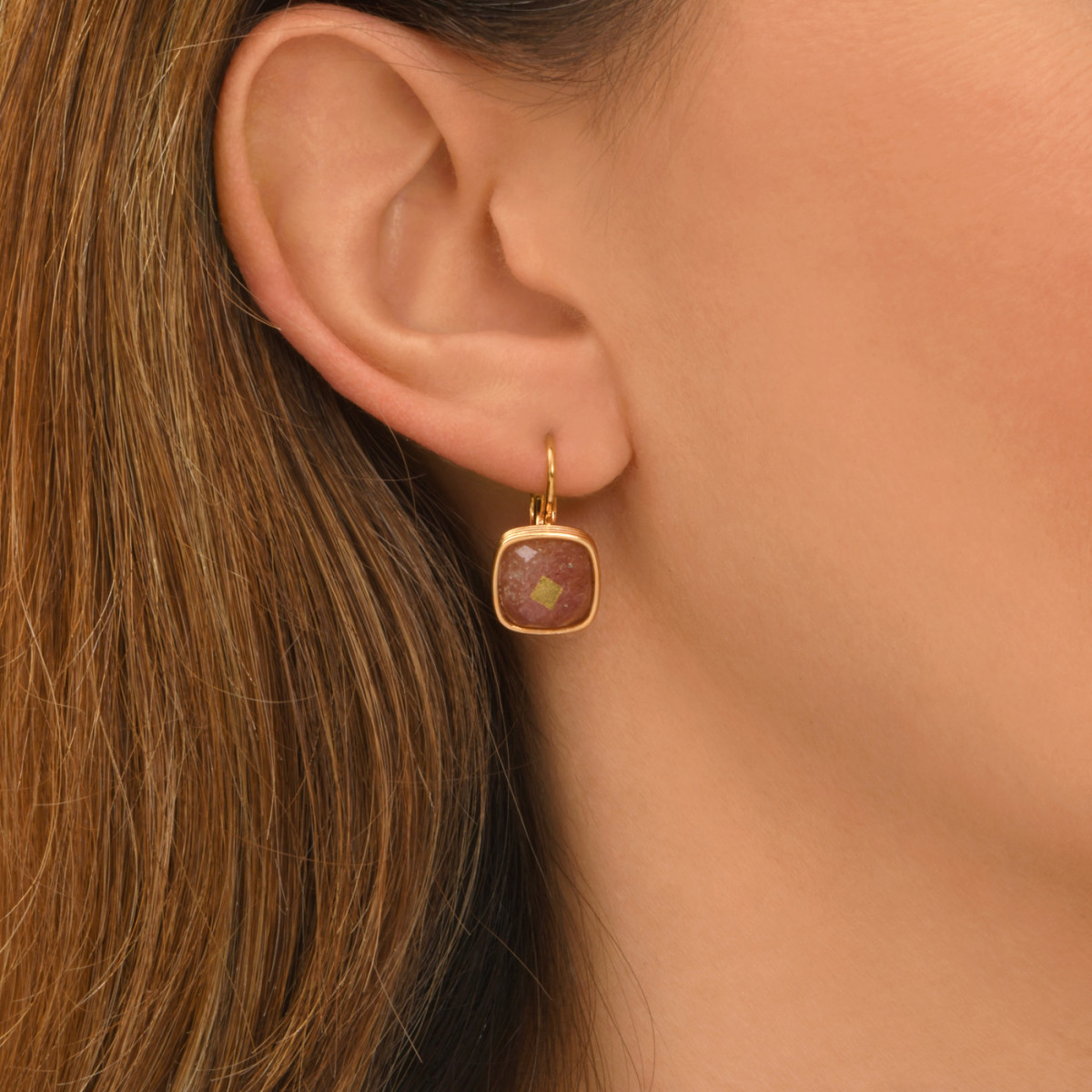 Mini sleeper earrings Babylon strawberry quartz SATELLITE PARIS Pink