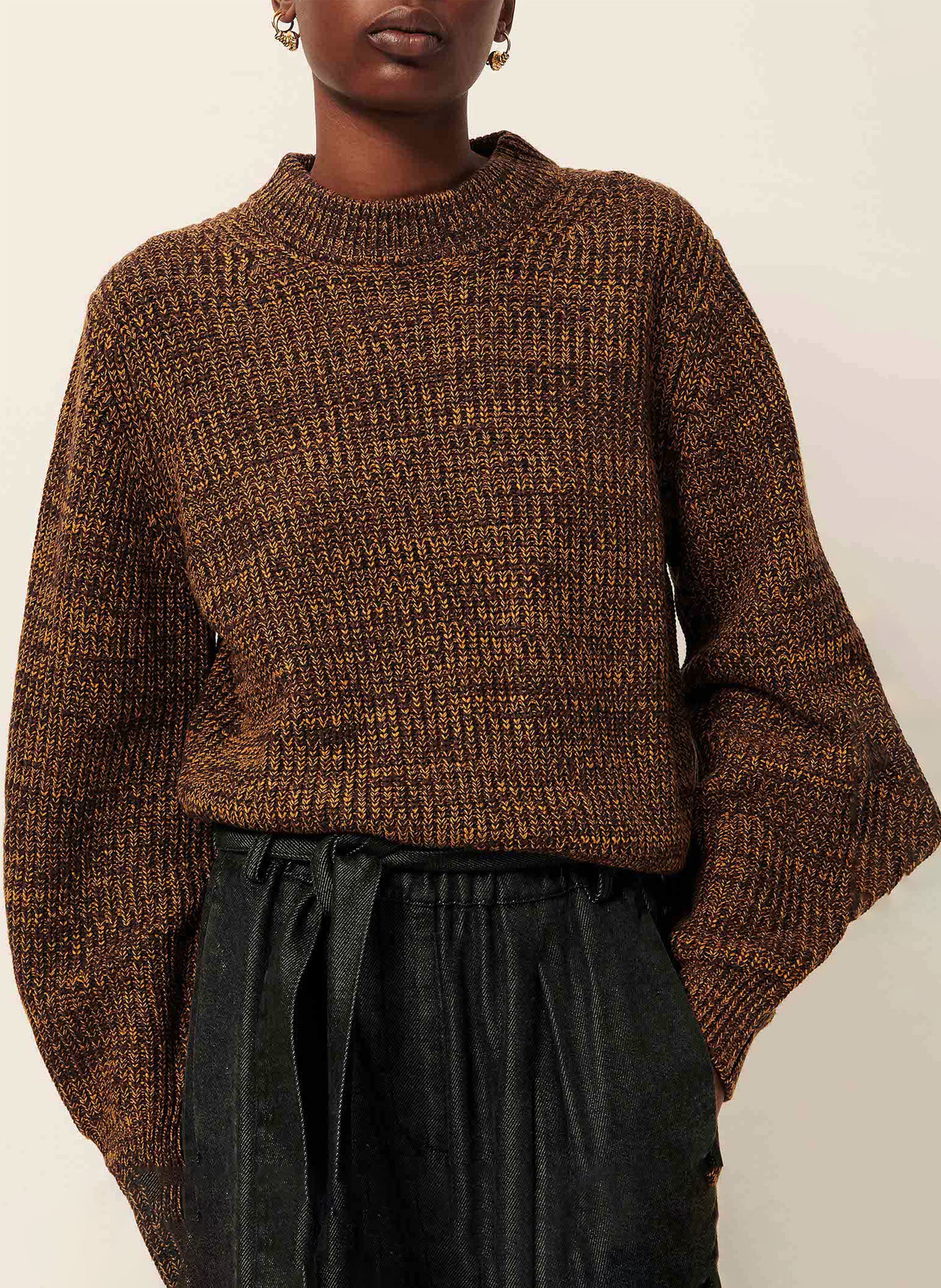 Round-neck decorative-knit snug sweater SESSUN