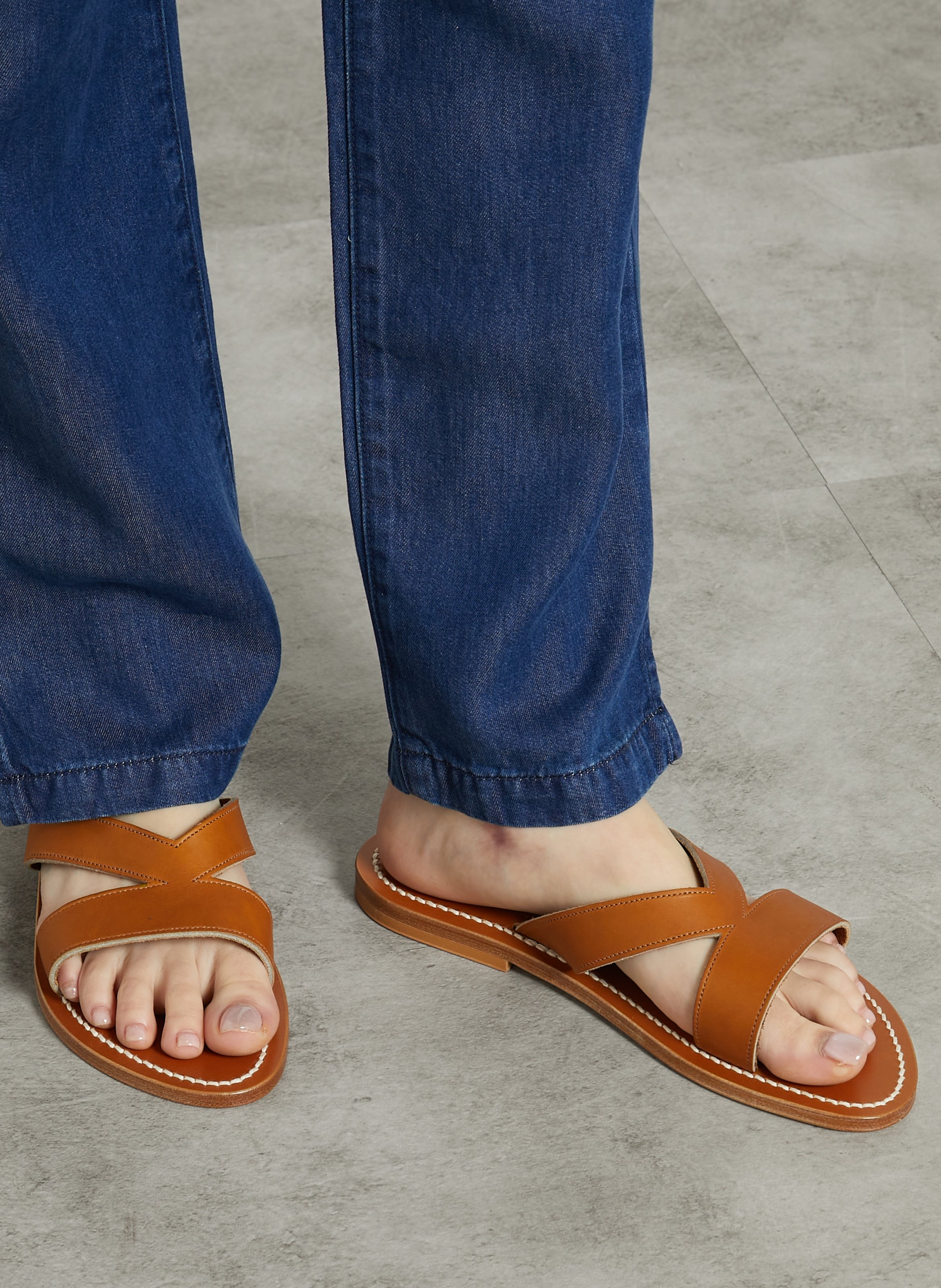 Avarca Berlin - Flache Ledersandalen mit Samt K JACQUES Braun