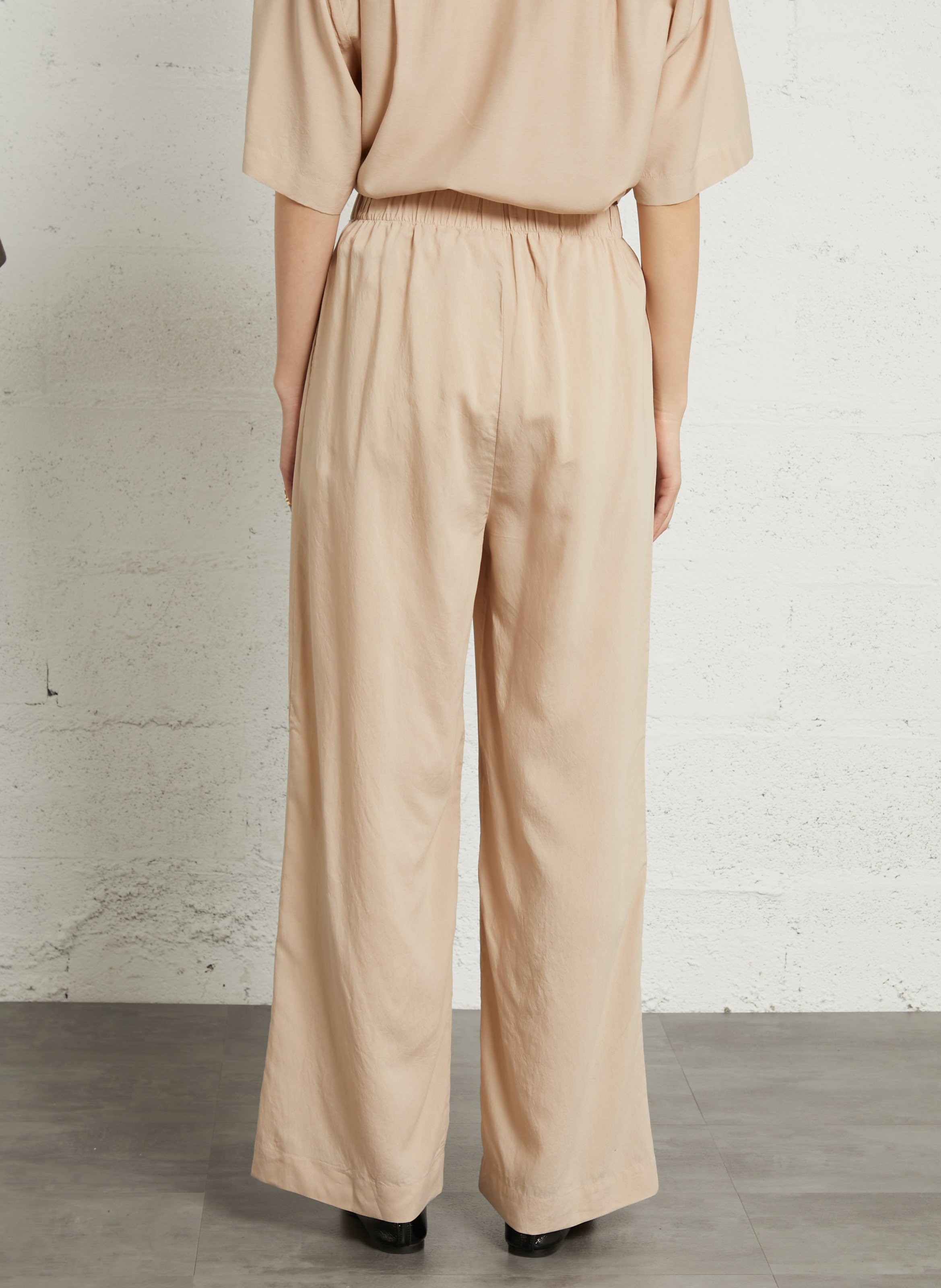 Weite, einfarbige Hose MASSCOB Rosa