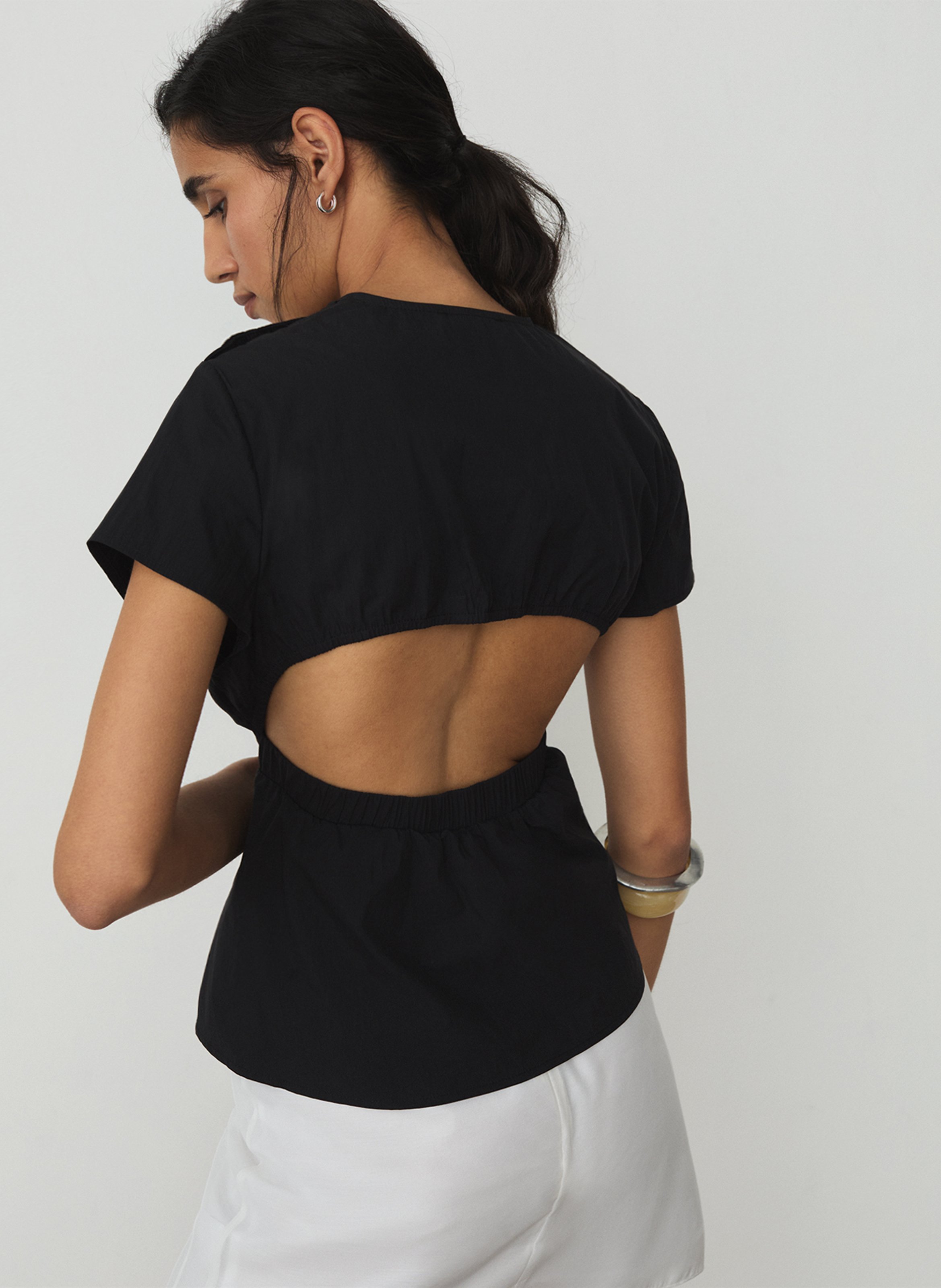 Rundhals-Top LAAGAM Schwarz