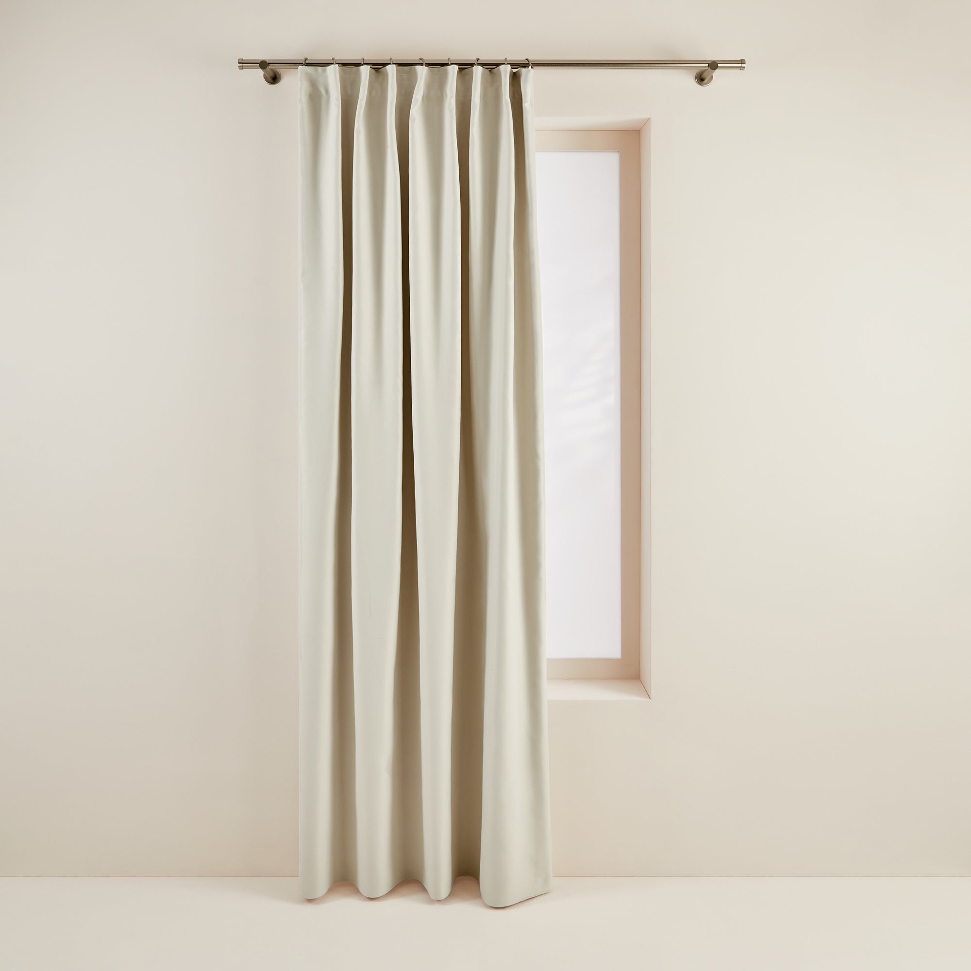 NIGHT - Blackout curtain with gathering tape MADURA White