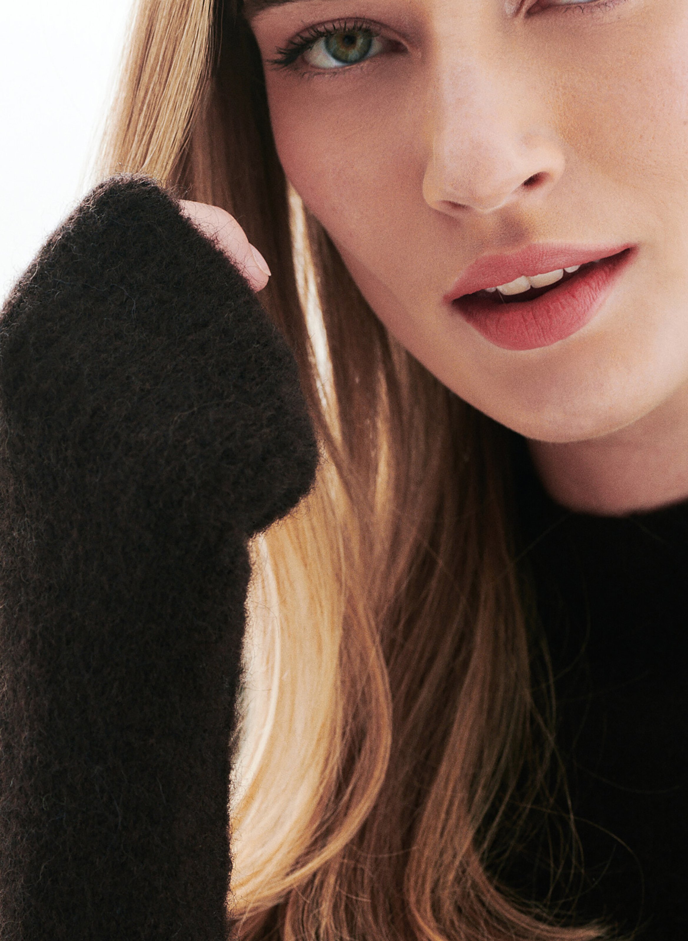 Pull droit col montant en maille CAROLL Marron