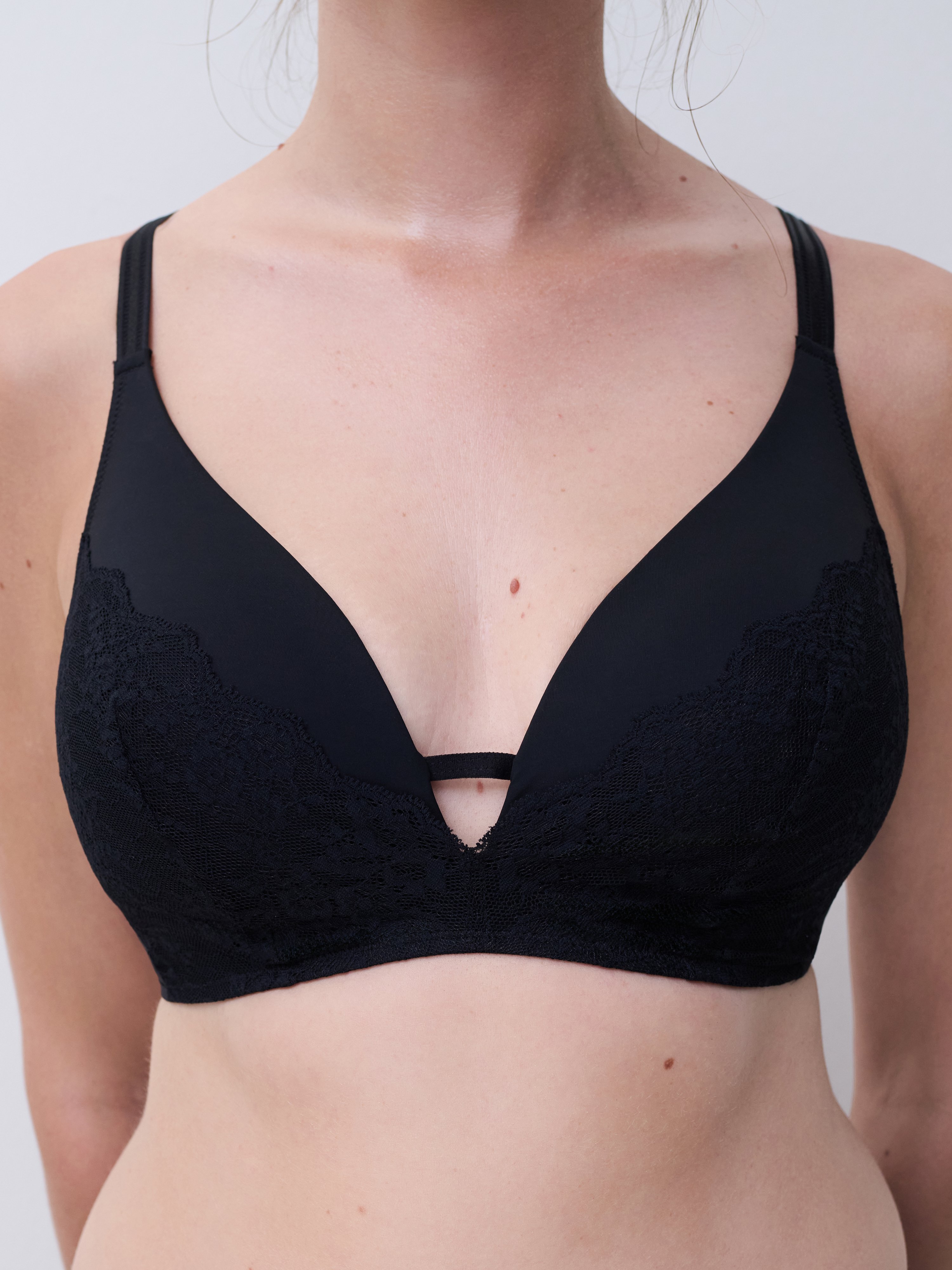 Non-wired lace bra CHANTELLE PULP Black
