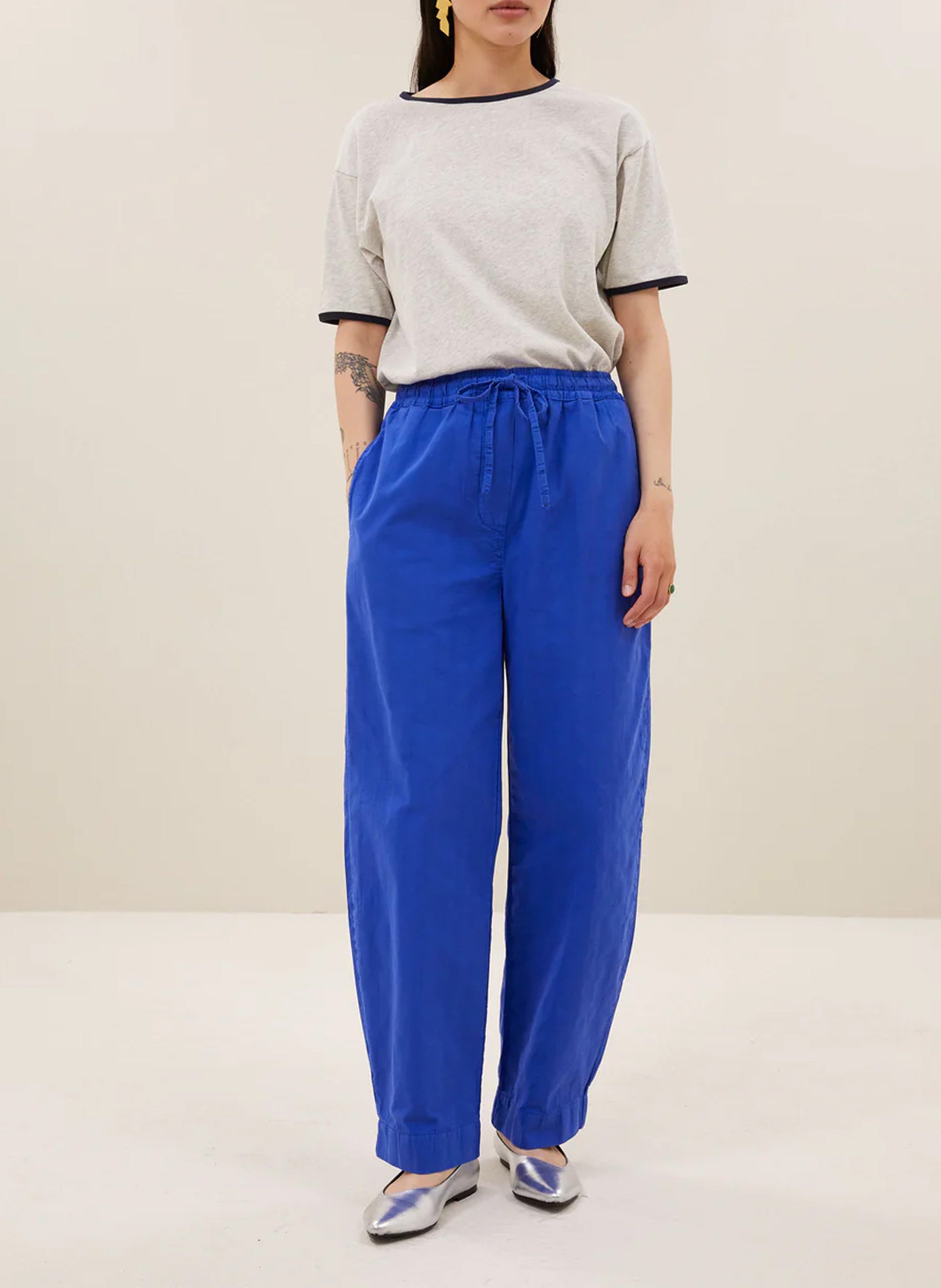 Tee-shirt droit col rond en coton bio BY BAR Gris