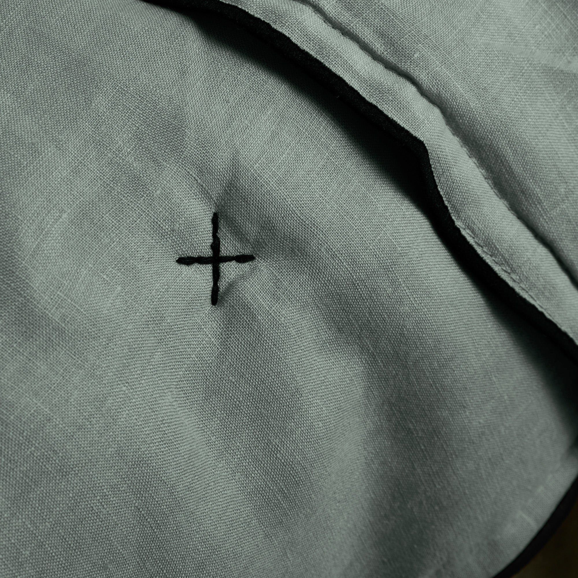 CARLINA - Quilted linen bedspread MADURA Green