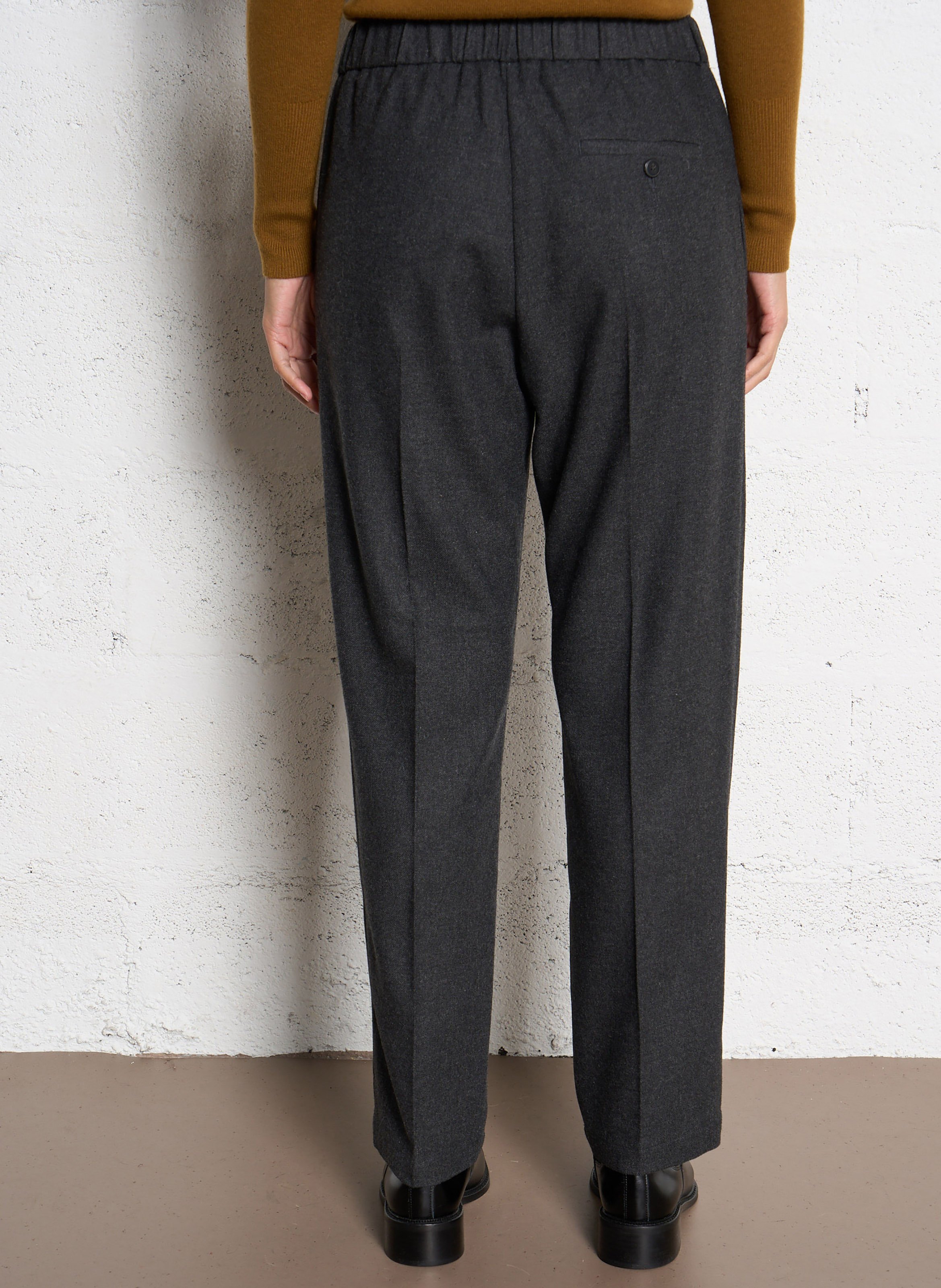 Pantalon carotte élastiqué uni POMANDERE Gris