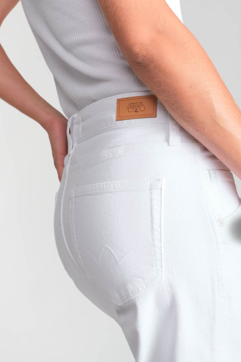 Loose, oversized girlfriend high-waisted jeans, length 34 LE TEMPS DES CERISES White
