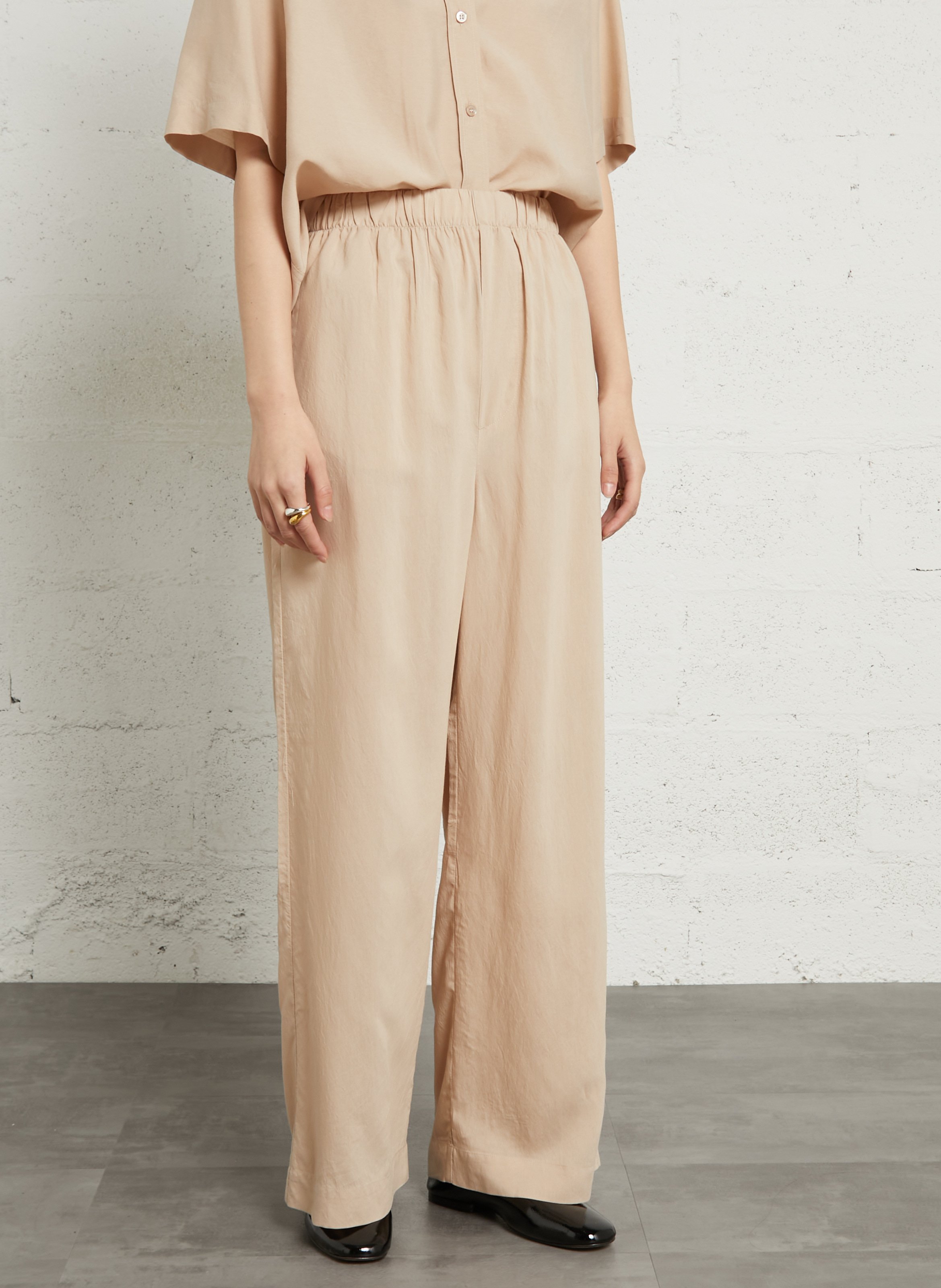 Weite, einfarbige Hose MASSCOB Rosa