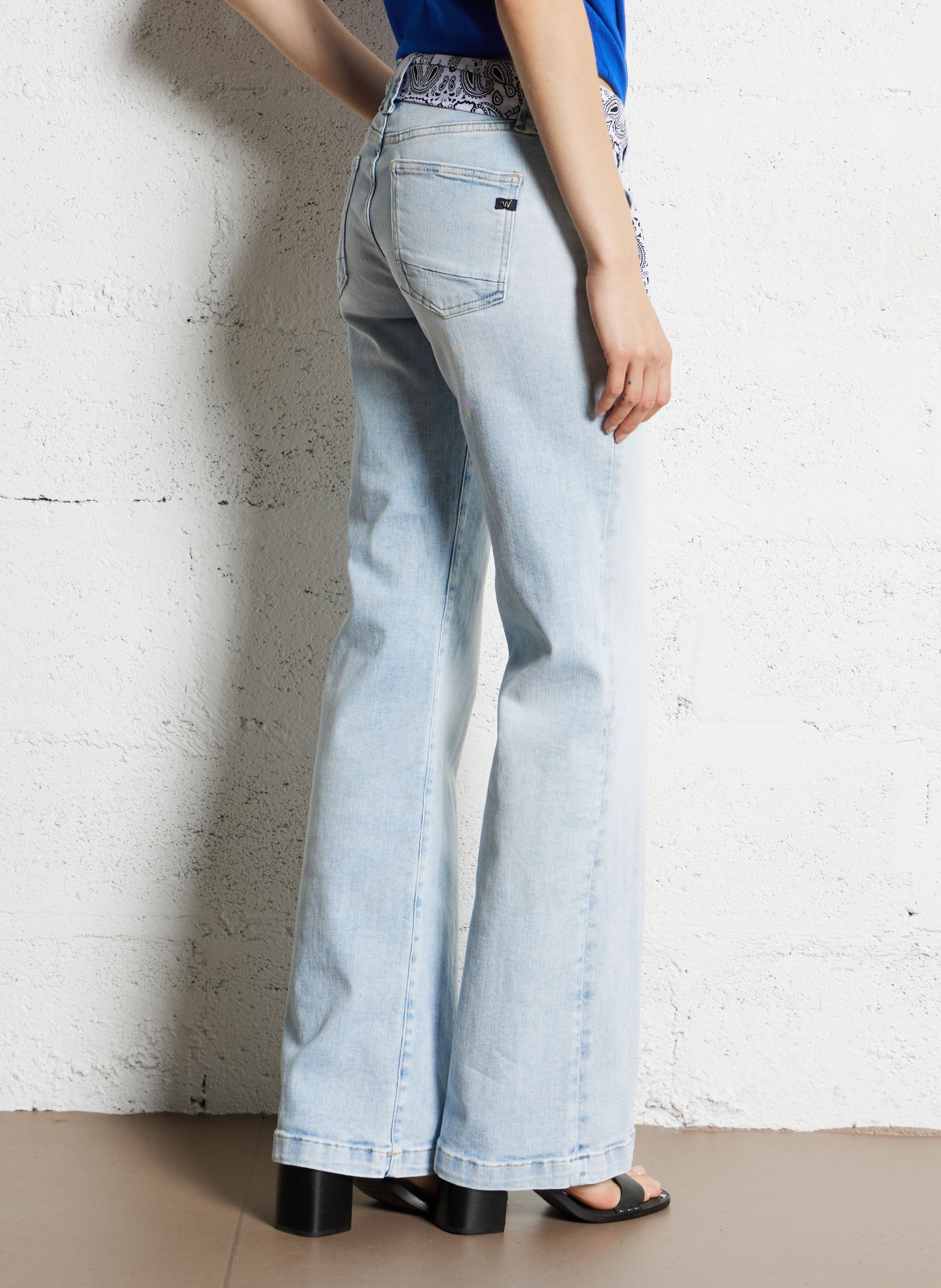 Jean flare en coton mélangé LE TEMPS DES CERISES Bleu