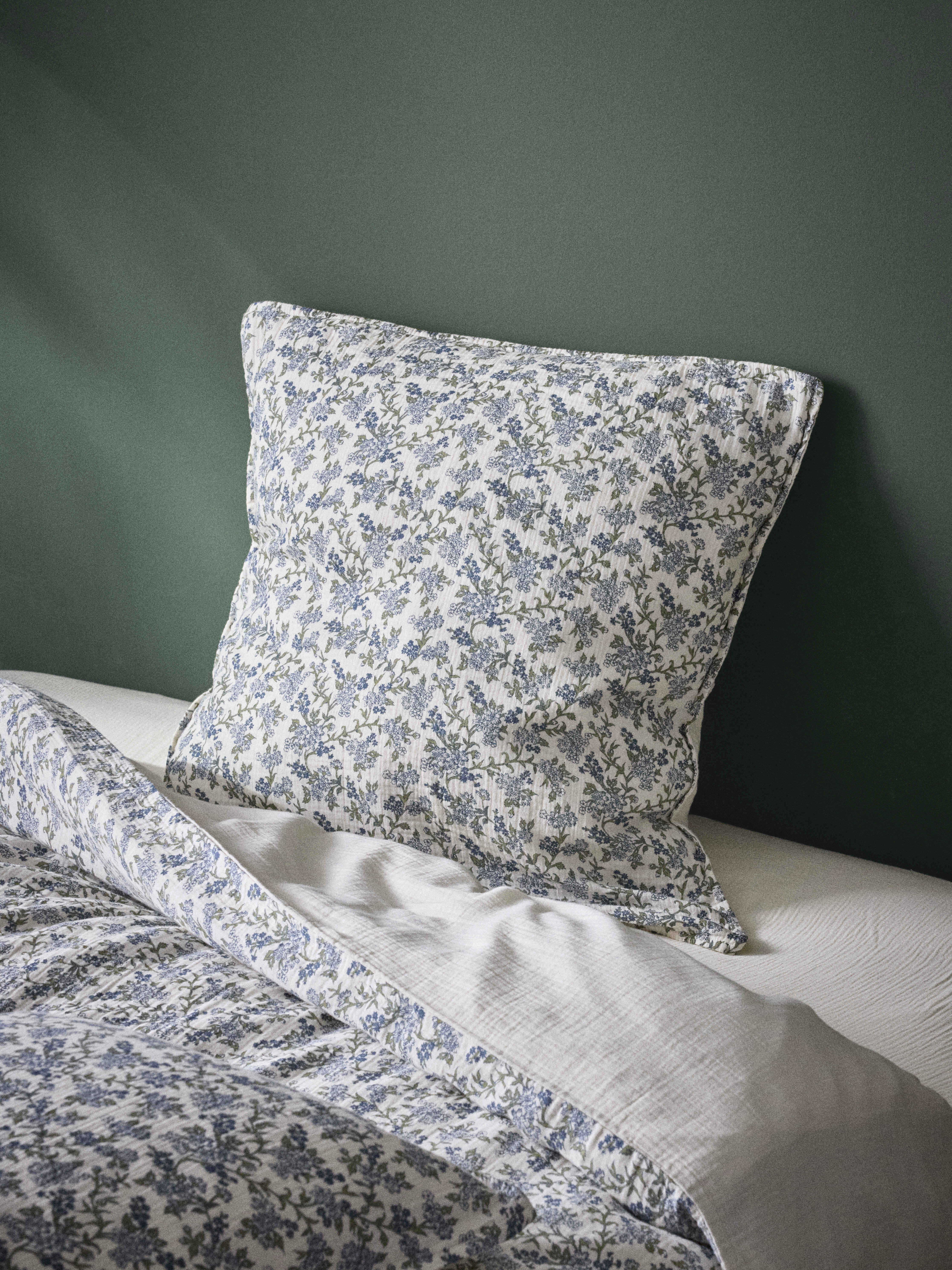 Cotton gauze pillowcase "armande" CYRILLUS Blue
