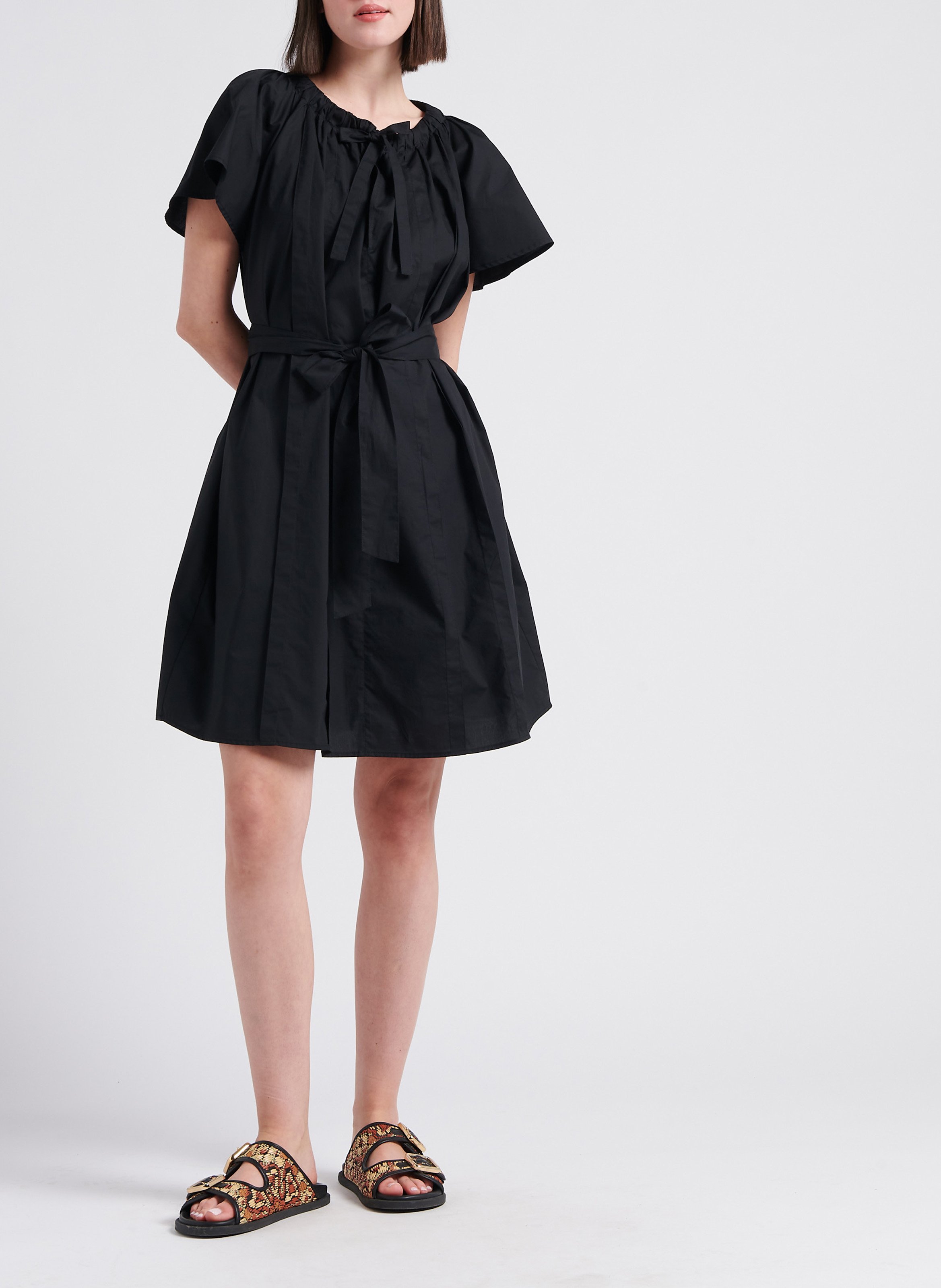 Robe courte ample col V en coton ATTIC AND BARN Noir