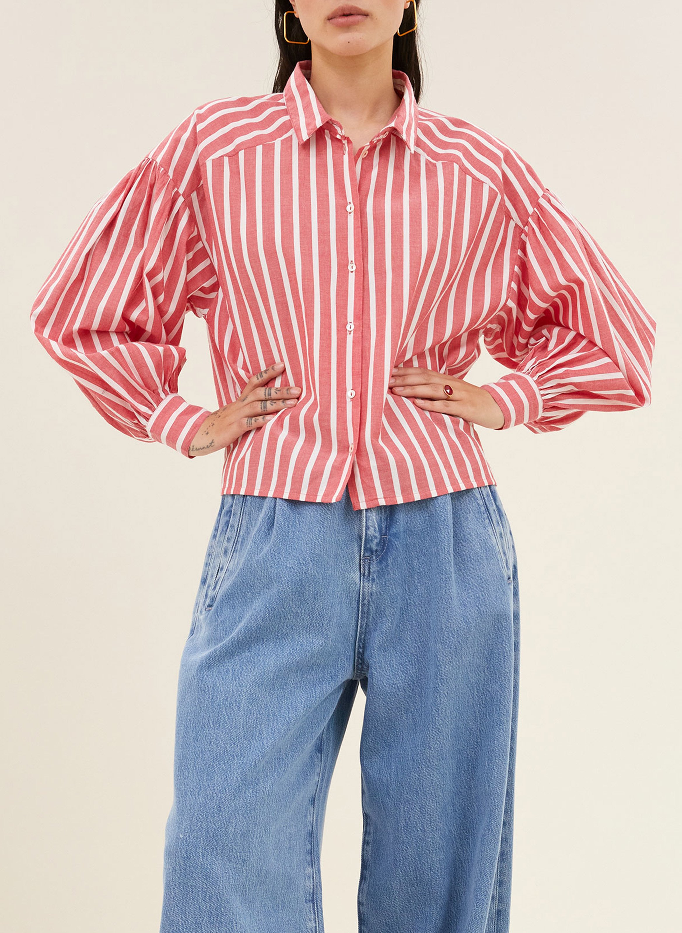 Chemise oversize col classique en coton bio rayé BY BAR Rouge