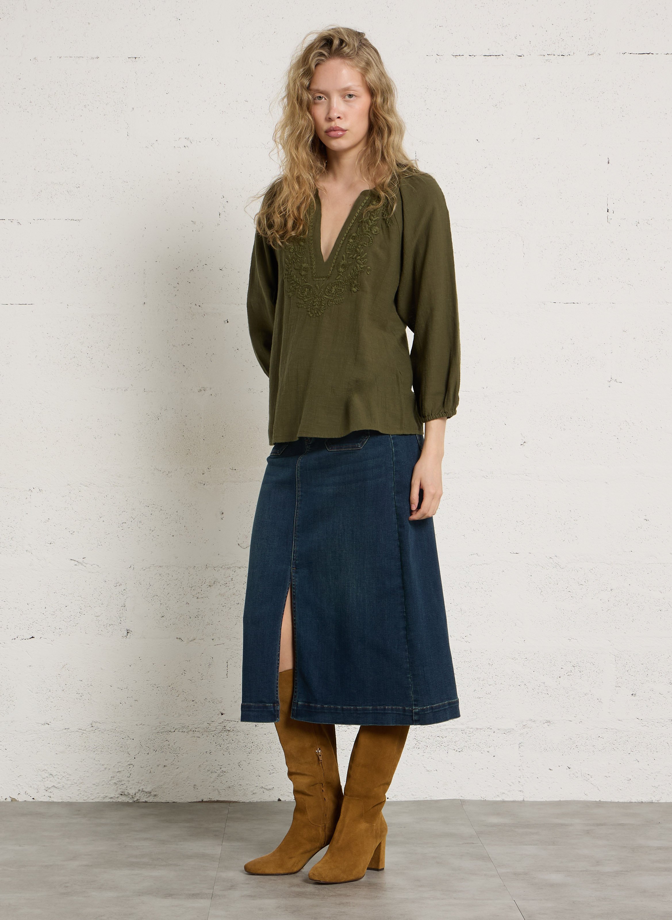 Straight-cut cotton blouse with V-neck MAISON 123 Green