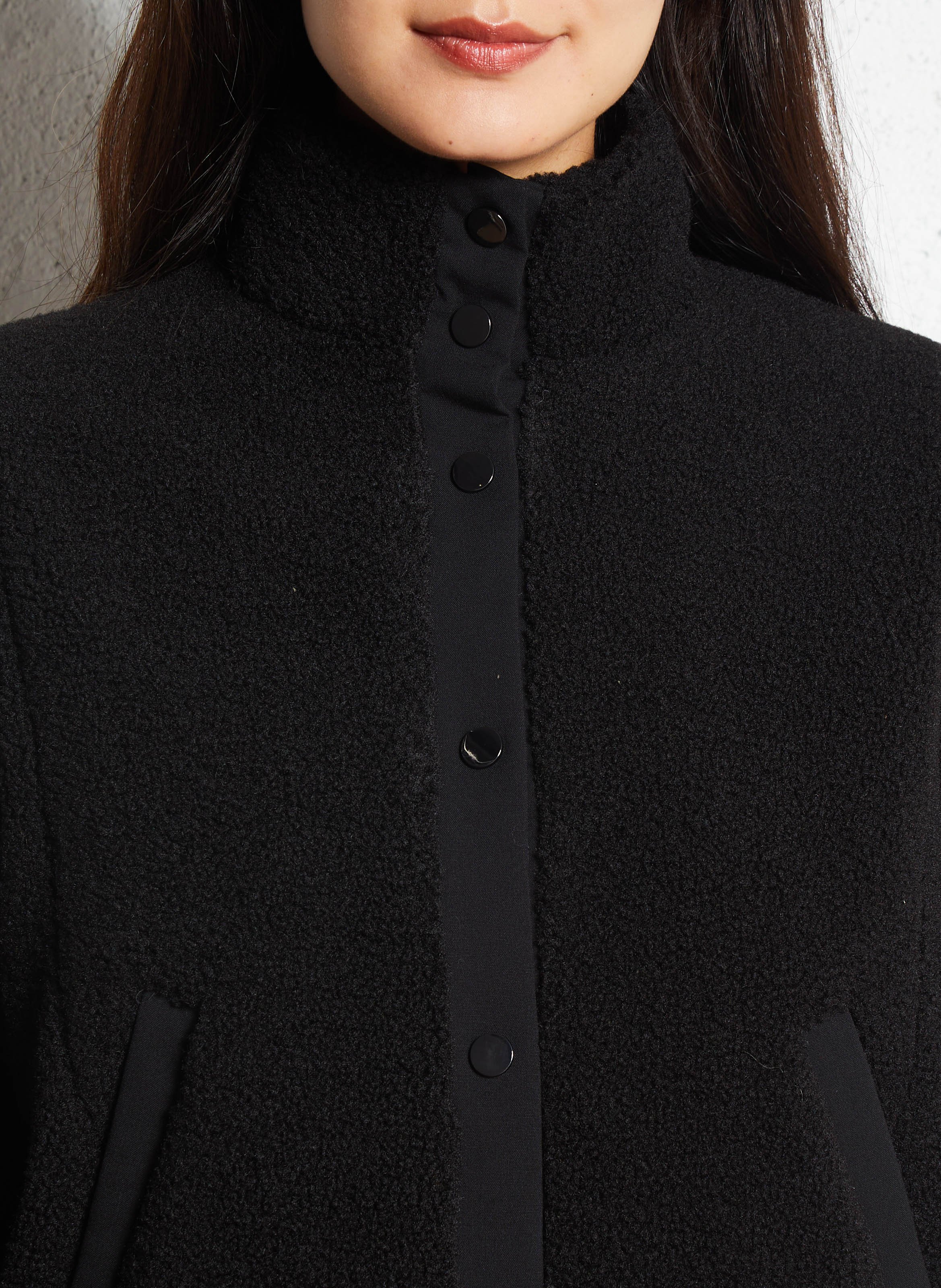 Straight sherpa jacket I CODE Black