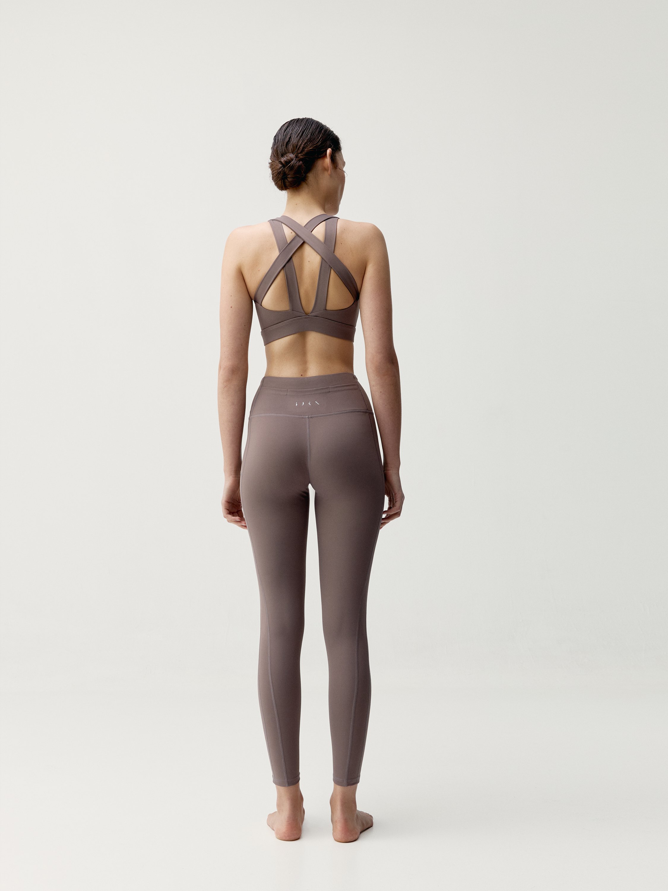 High-Performance Sports Bra with High Support BORN LIVING YOGA Brown