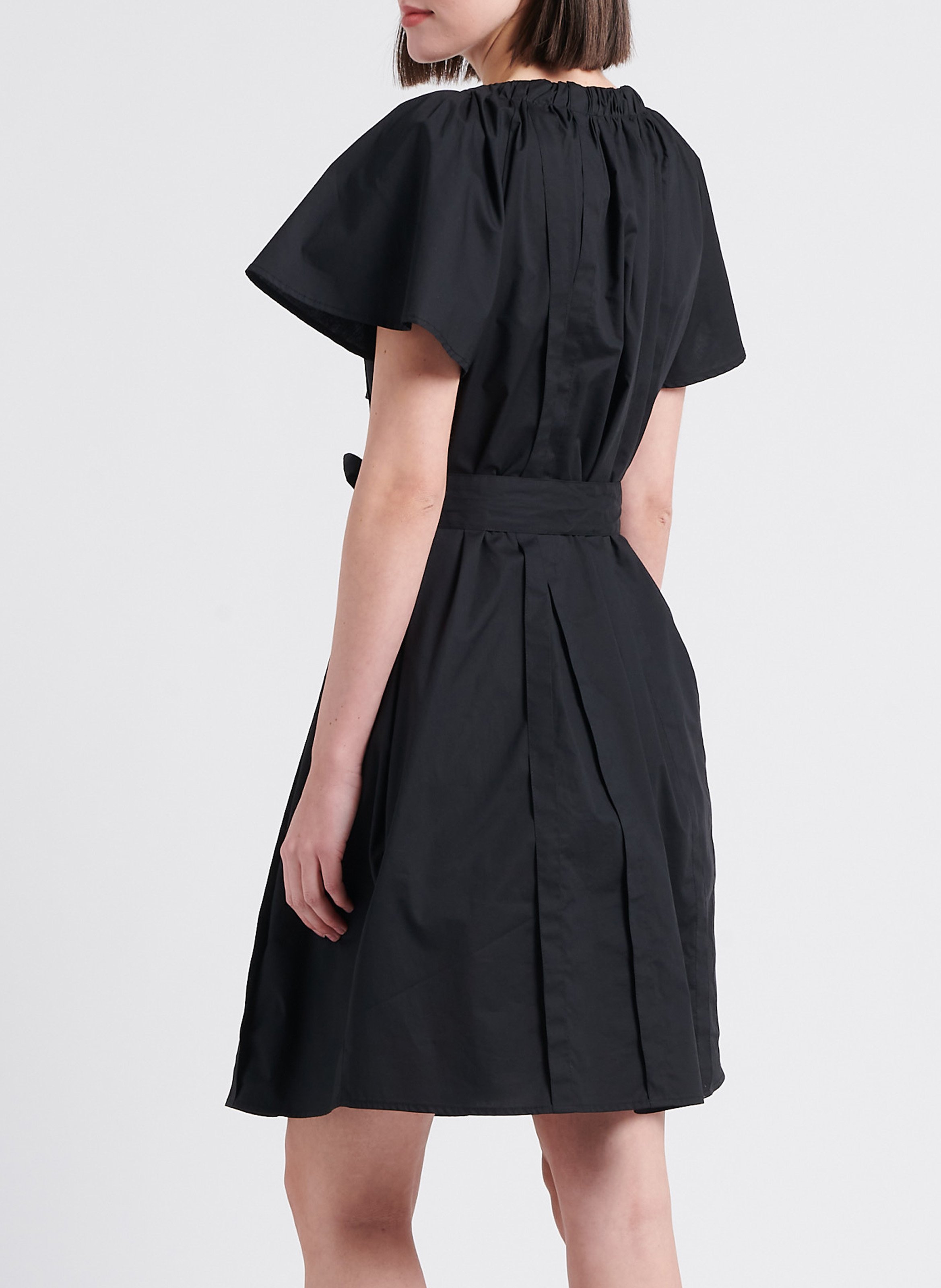 Robe courte ample col V en coton ATTIC AND BARN Noir